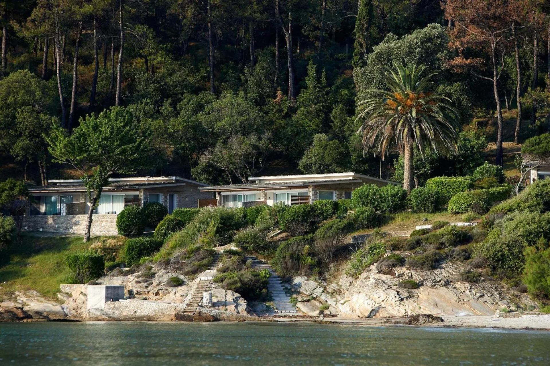 Photo of the whole room in Makryammos