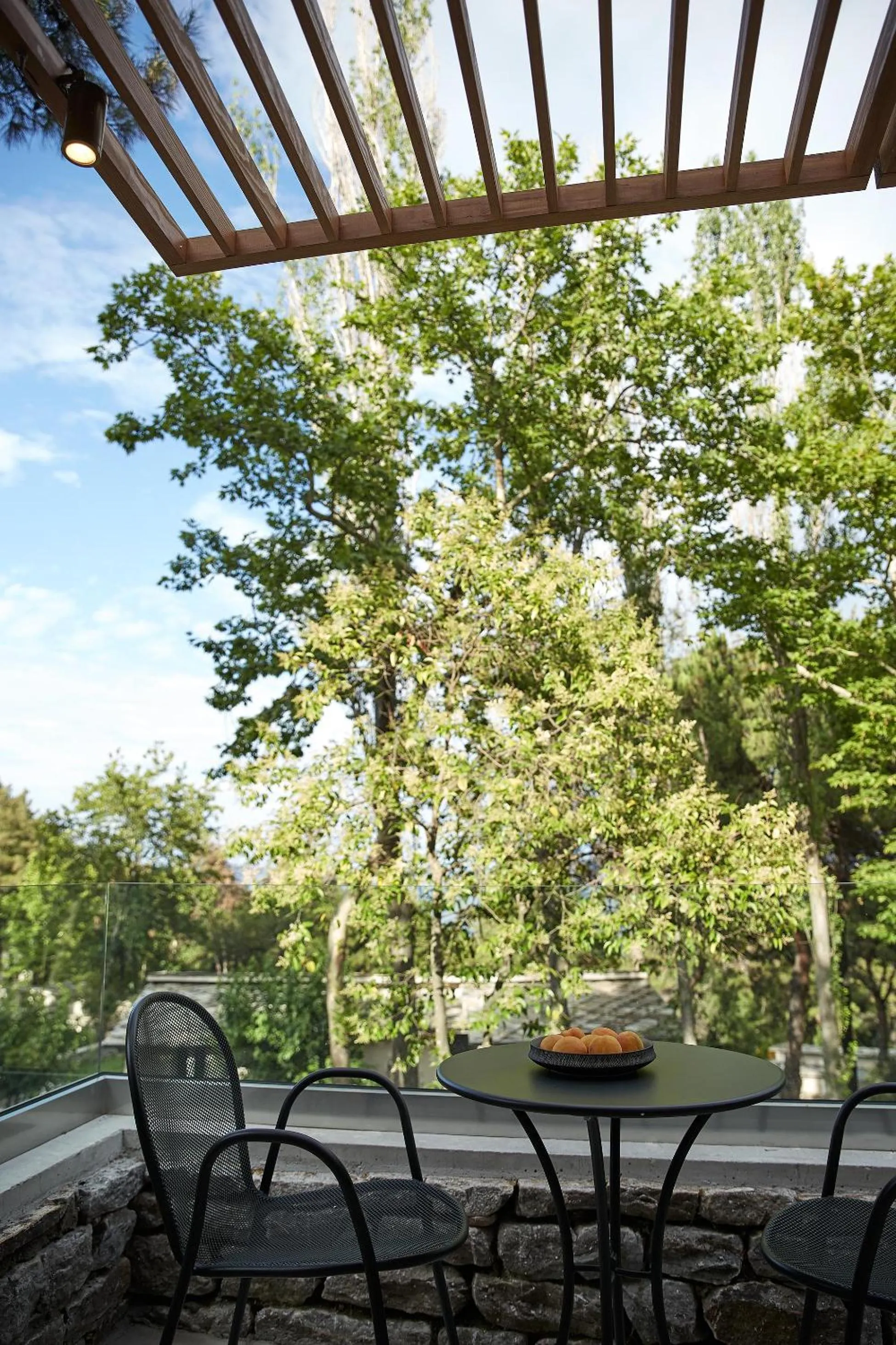 Photo of the whole room in Makryammos