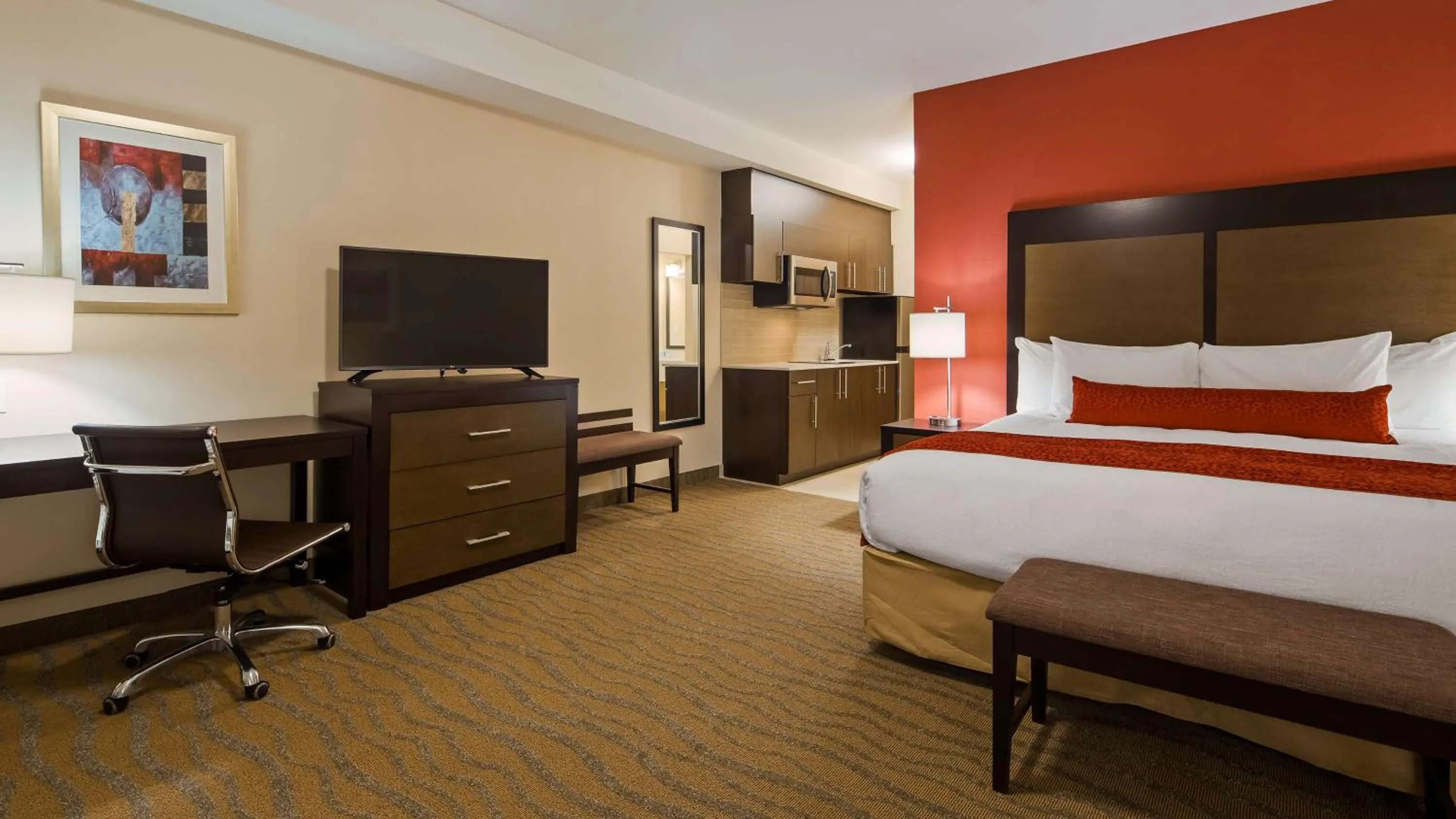 Photo of the whole room in Best Western Plus Merritt Hotel