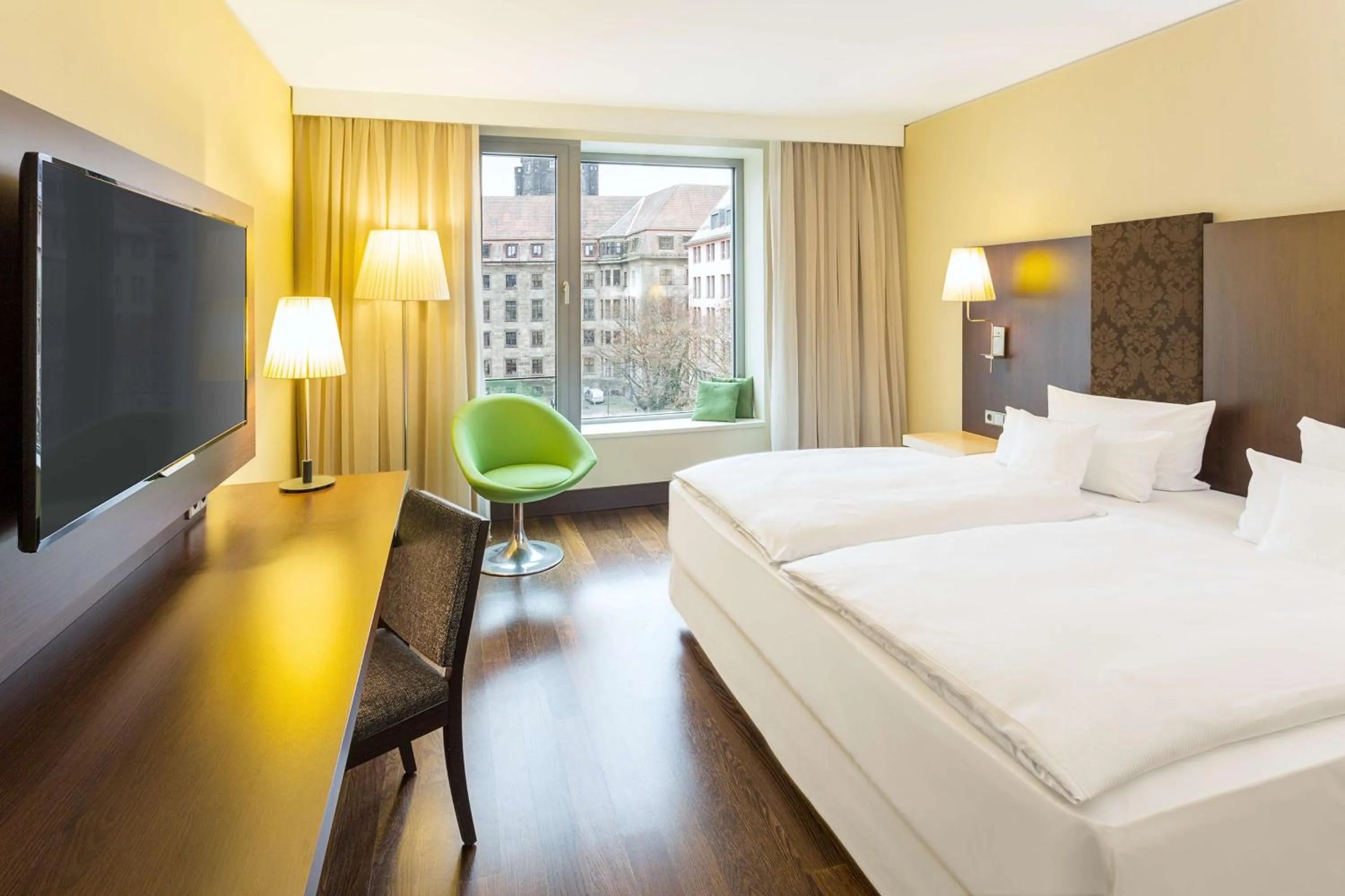 Bedroom, Bed in NH Collection Dresden Altmarkt