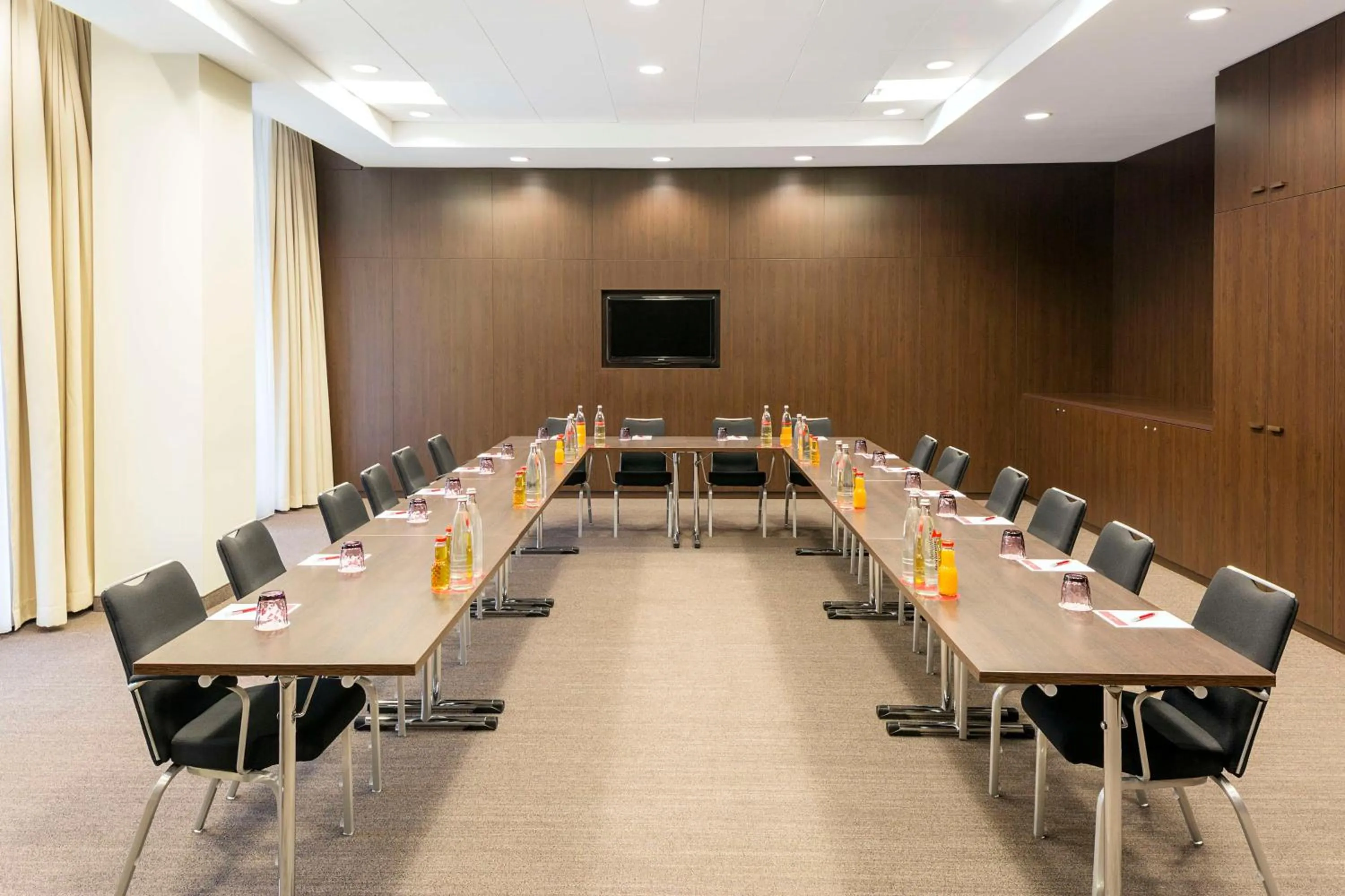 Meeting/conference room in NH Collection Dresden Altmarkt