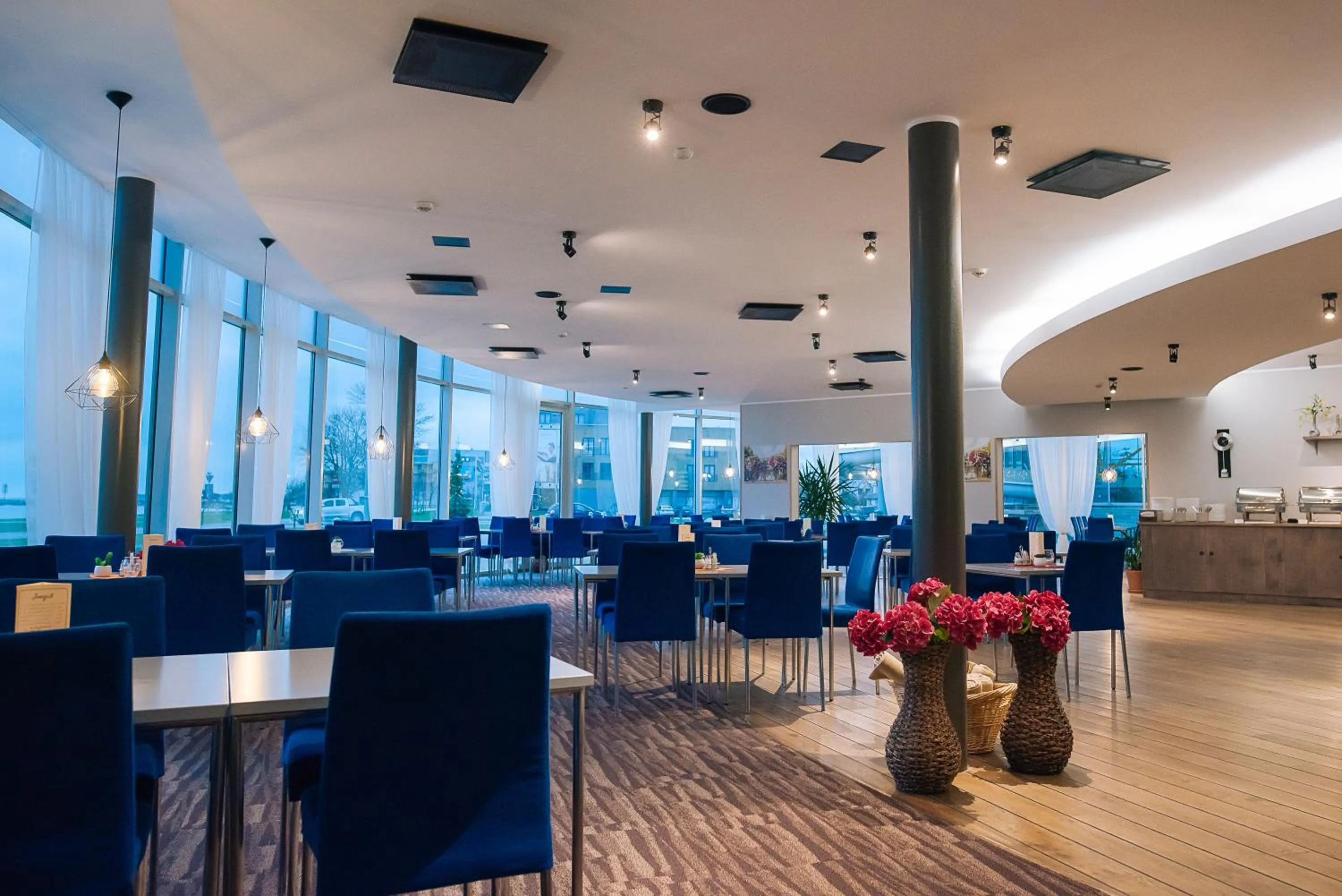 Restaurant/places to eat in Asa Spa Hotel