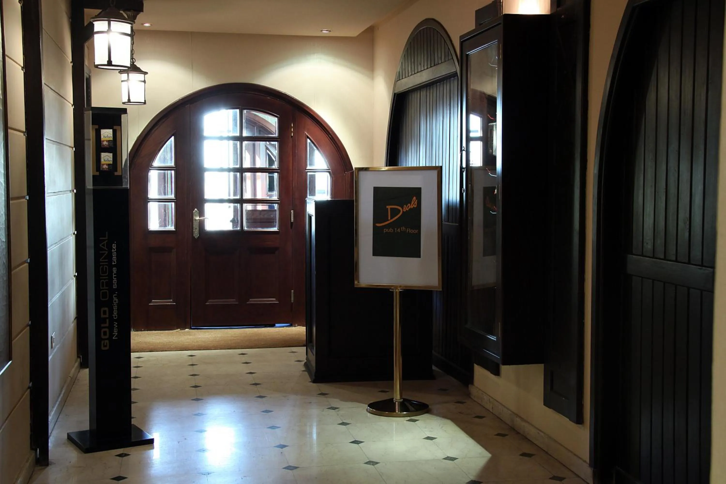 Restaurant/places to eat in Aura Inn Hotel Cairo