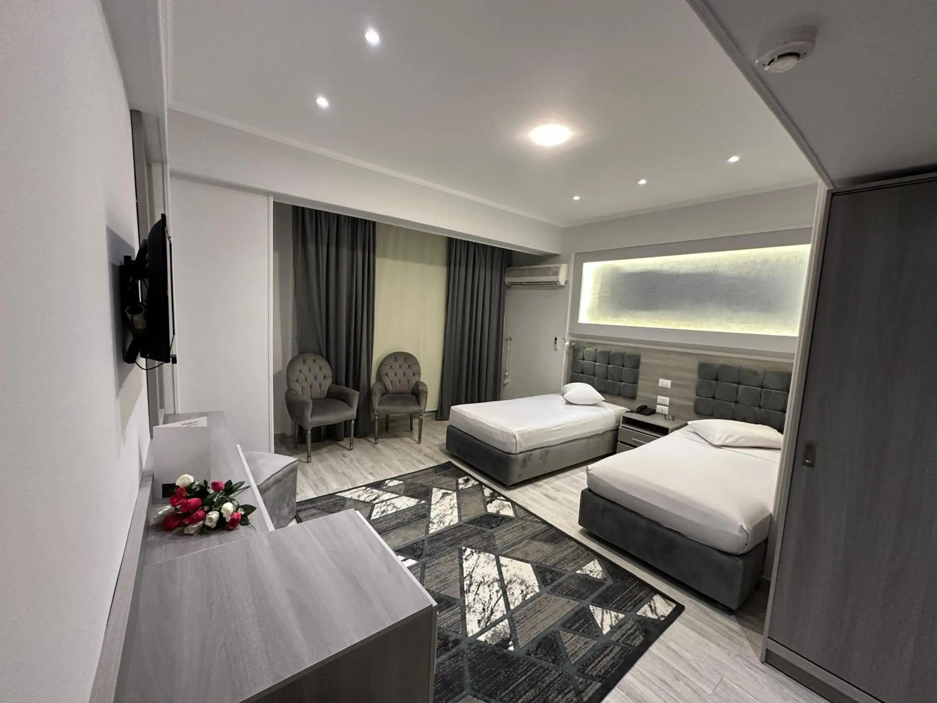 Superior Twin Room in Aura Inn Hotel Cairo Superior Twin Room in Aura Inn Hotel Cairo