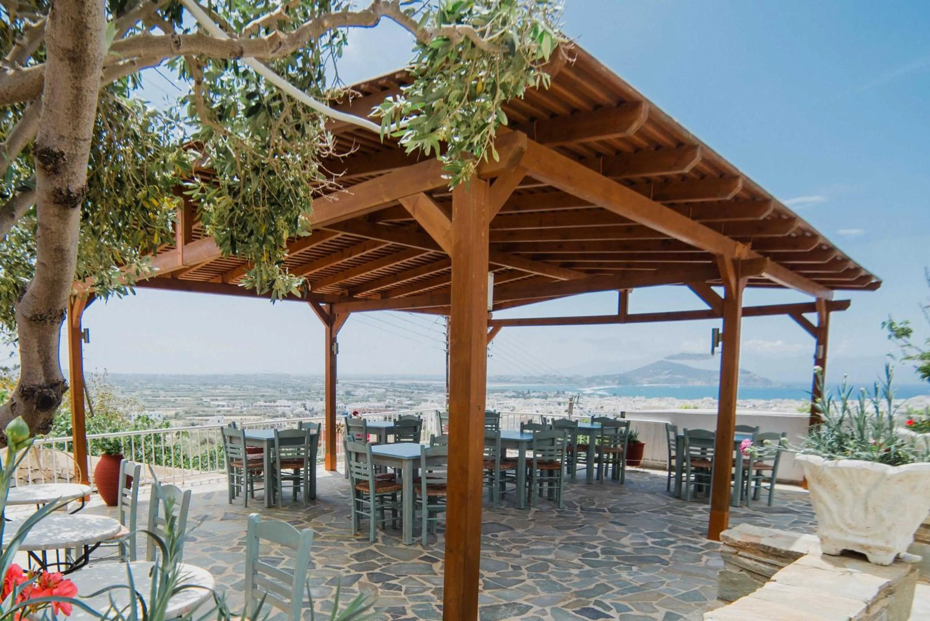 Patio in Petros Studios & Suites