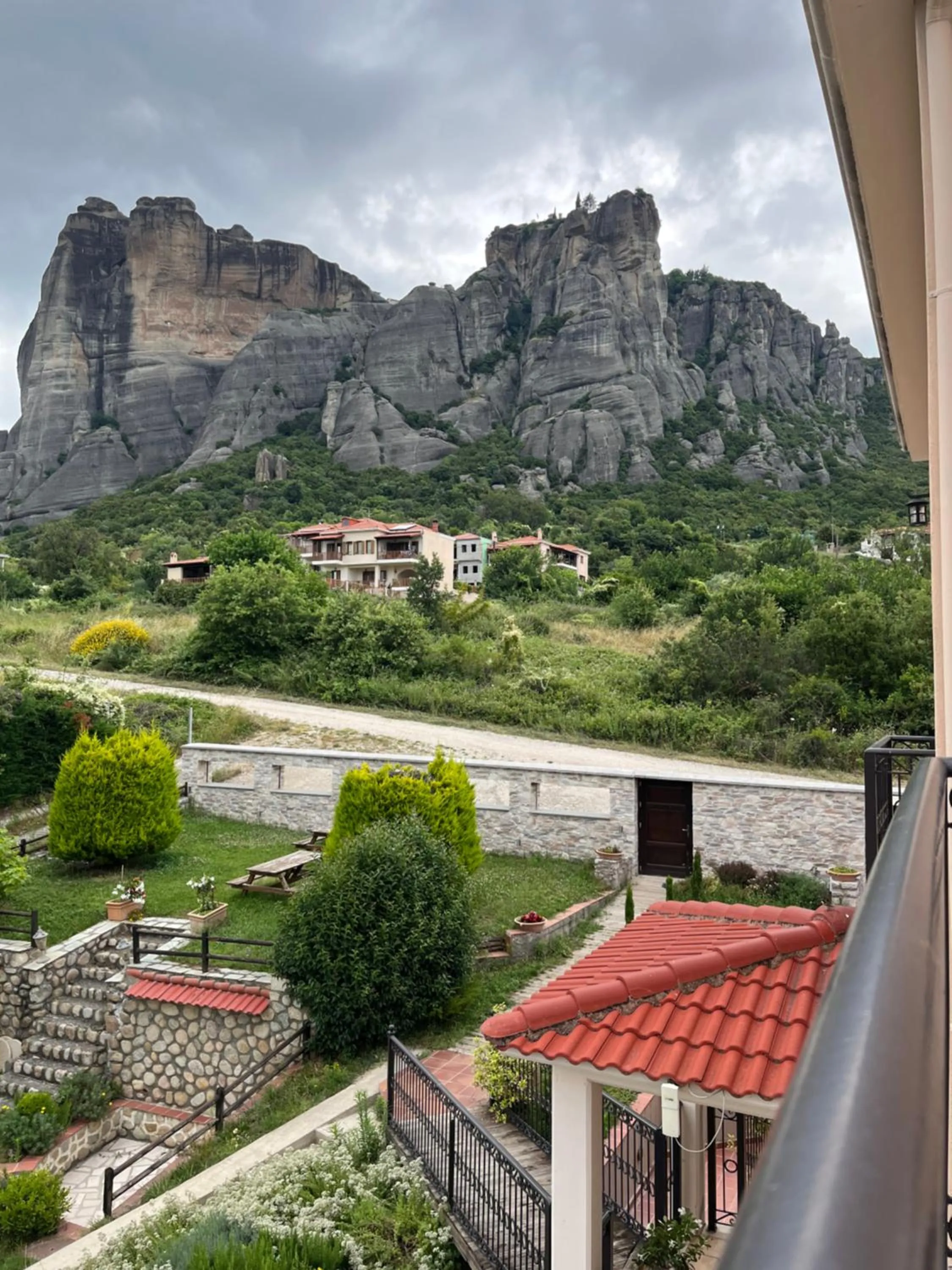 Epavlis Meteora Suites Hotel