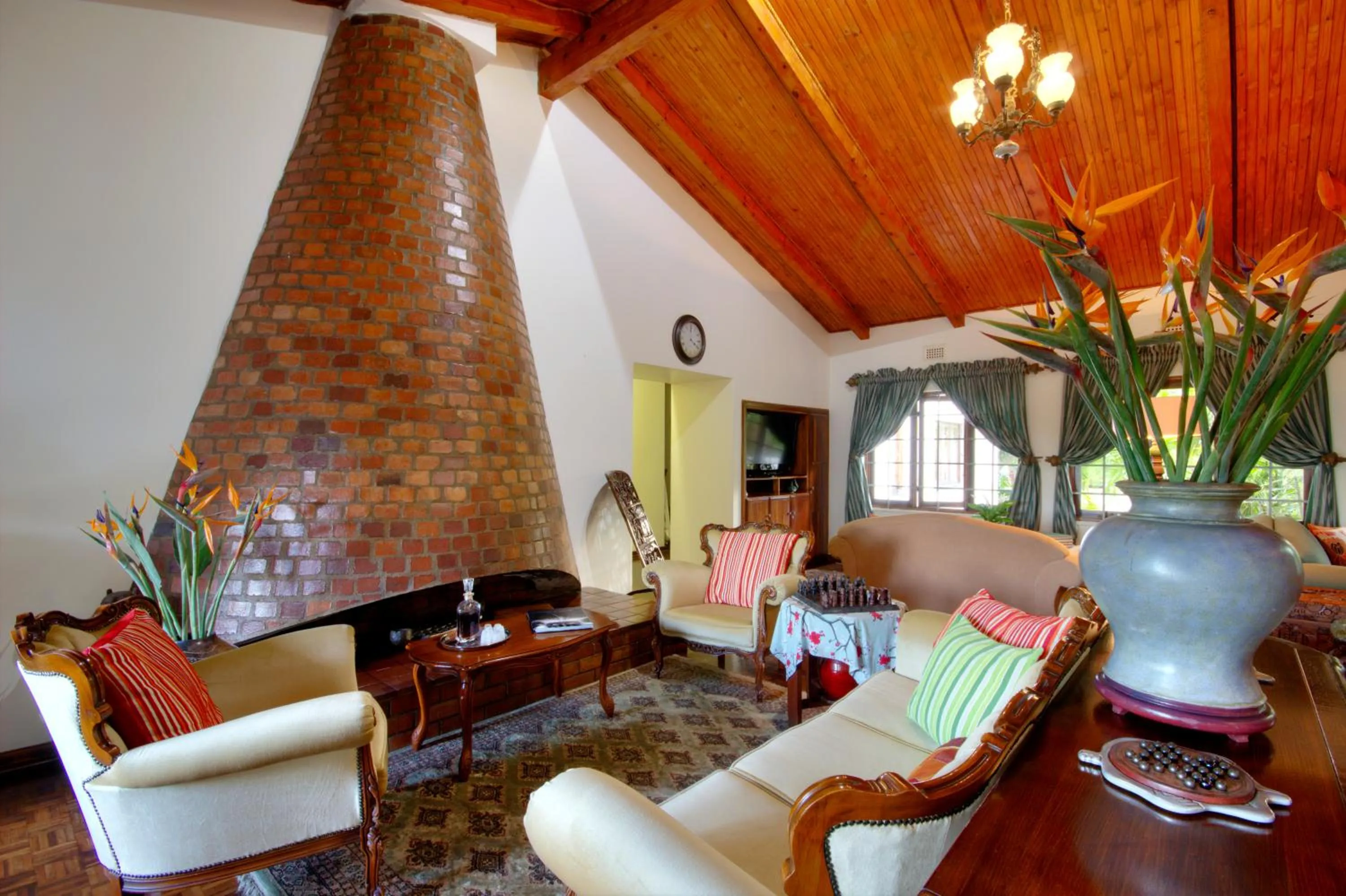 Communal lounge/ TV room in St. Lucia Wetlands Guest House