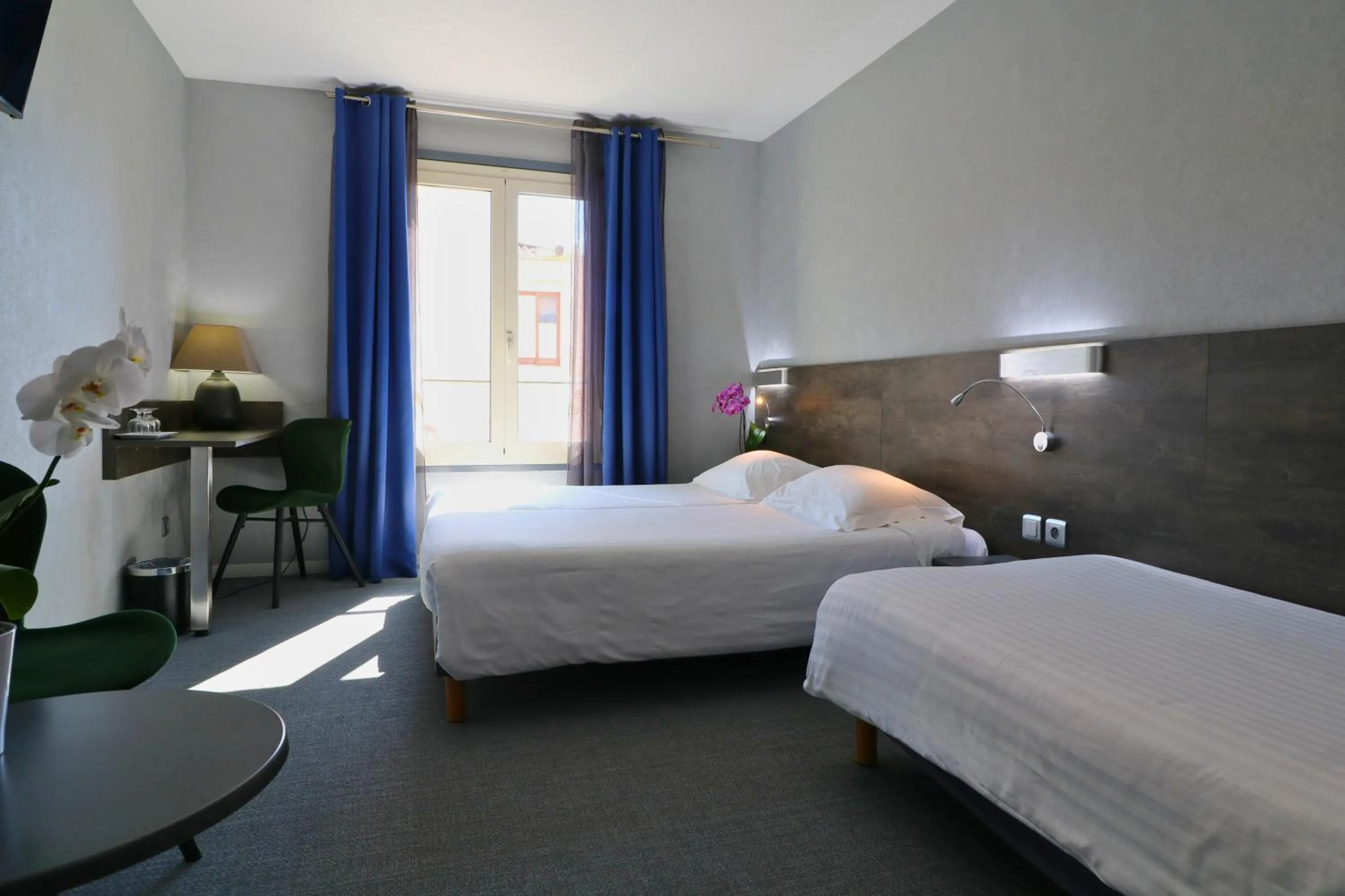 Bed in Hôtel Napoléon