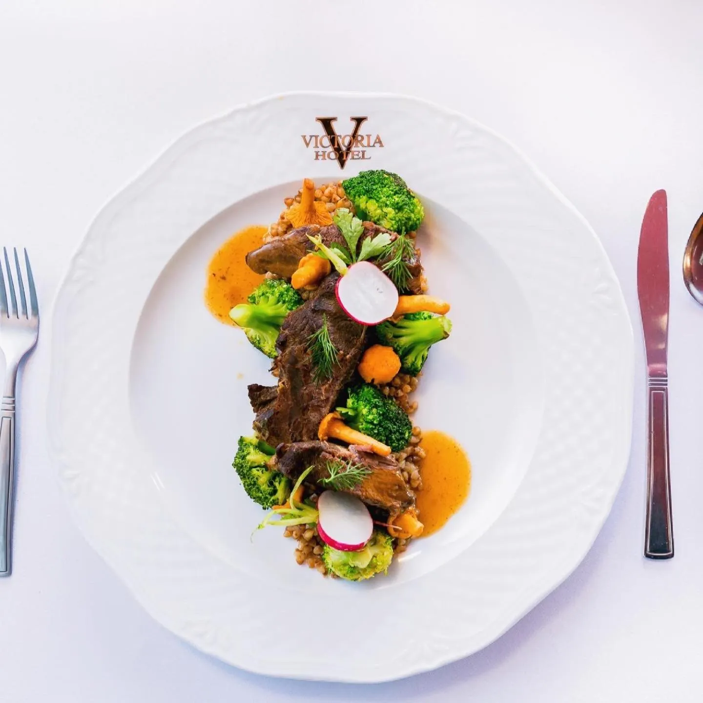 Food in Hotel Victoria