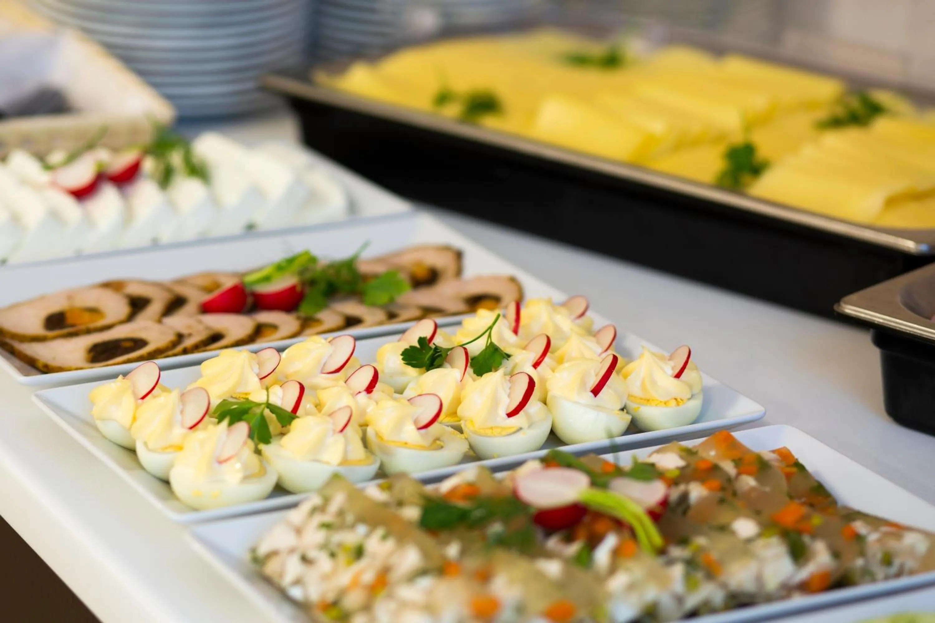 Food and drinks in Hotel Victoria