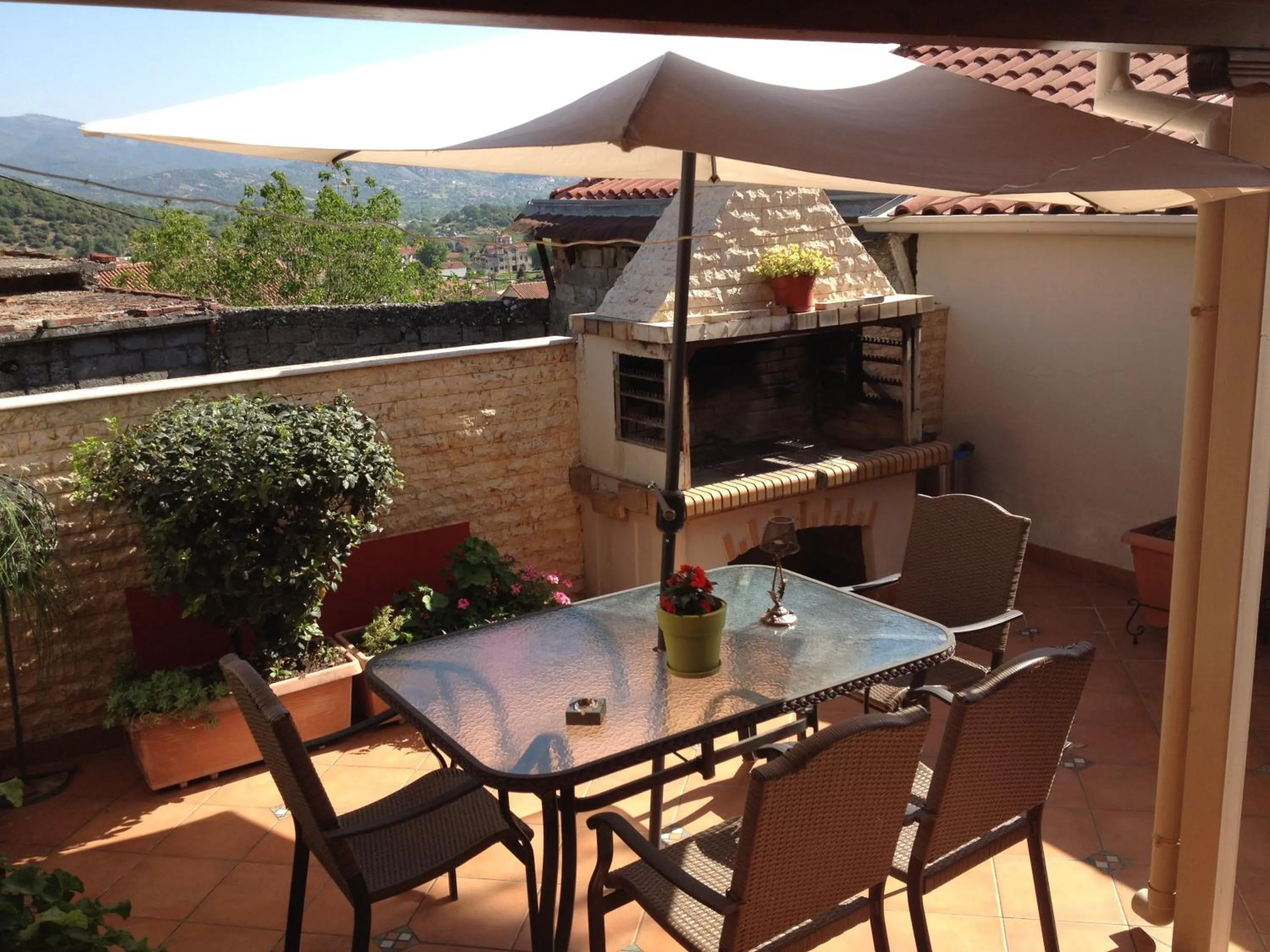BBQ facilities in Luxury Family Villa Meteora