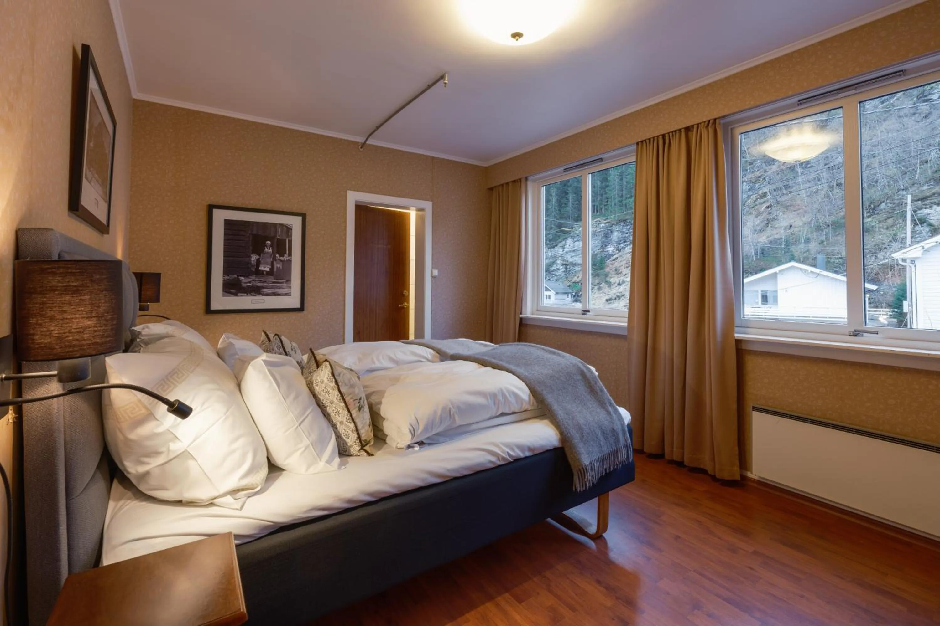 Bed in Hotel Utsikten - by Classic Norway Hotels