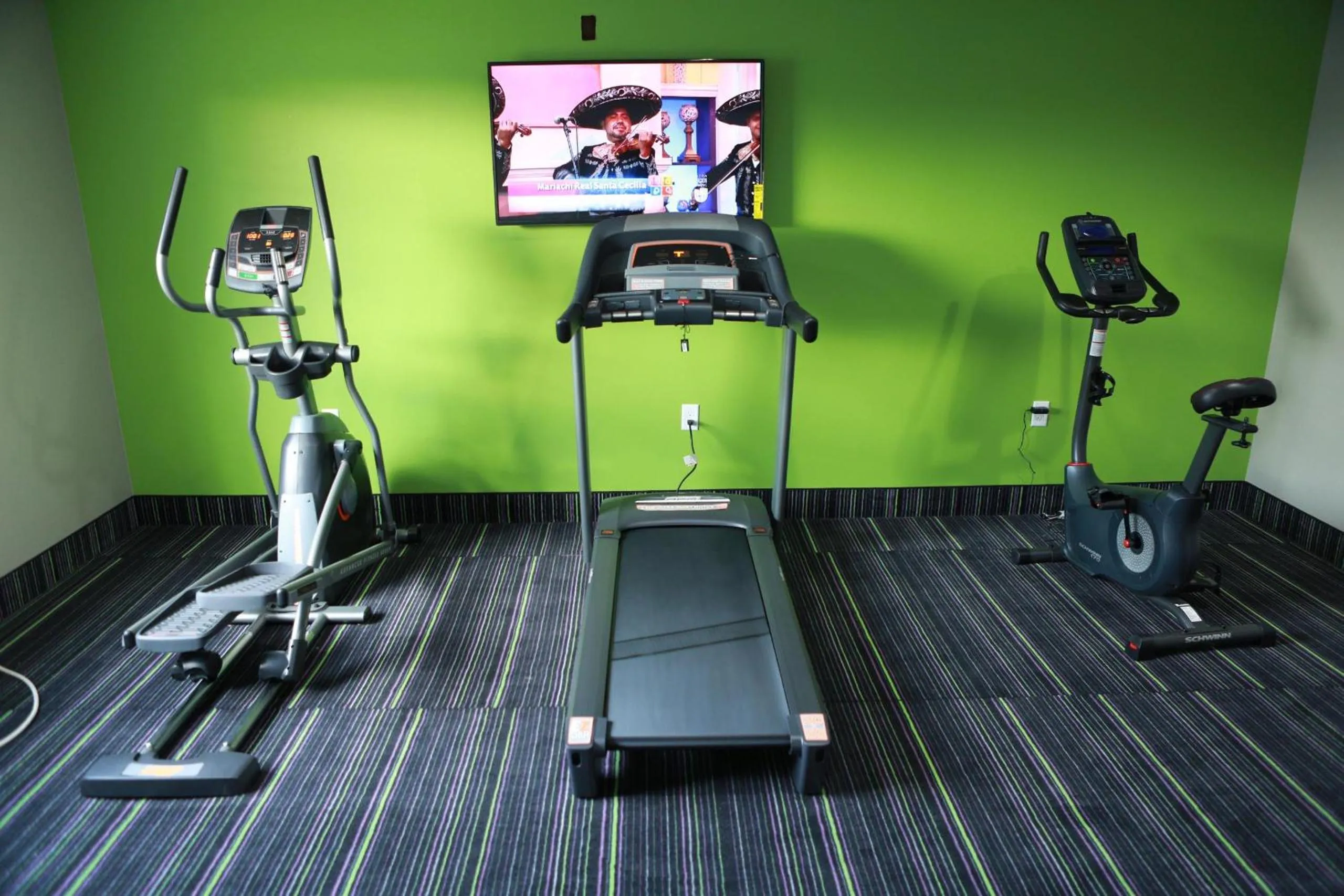 Fitness centre/facilities in Home Inn and Suites Memphis