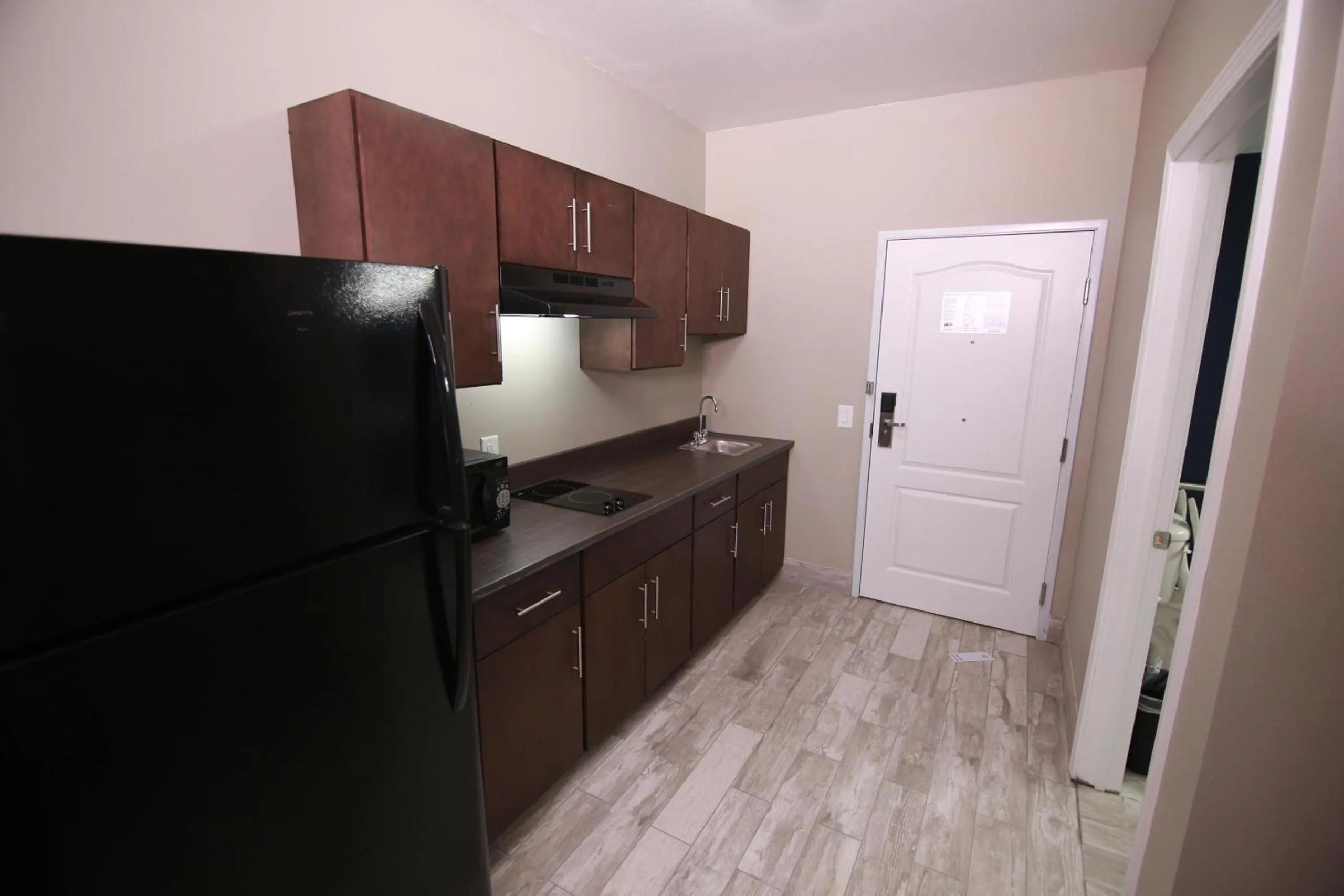 Kitchen or kitchenette in Home Inn and Suites Memphis