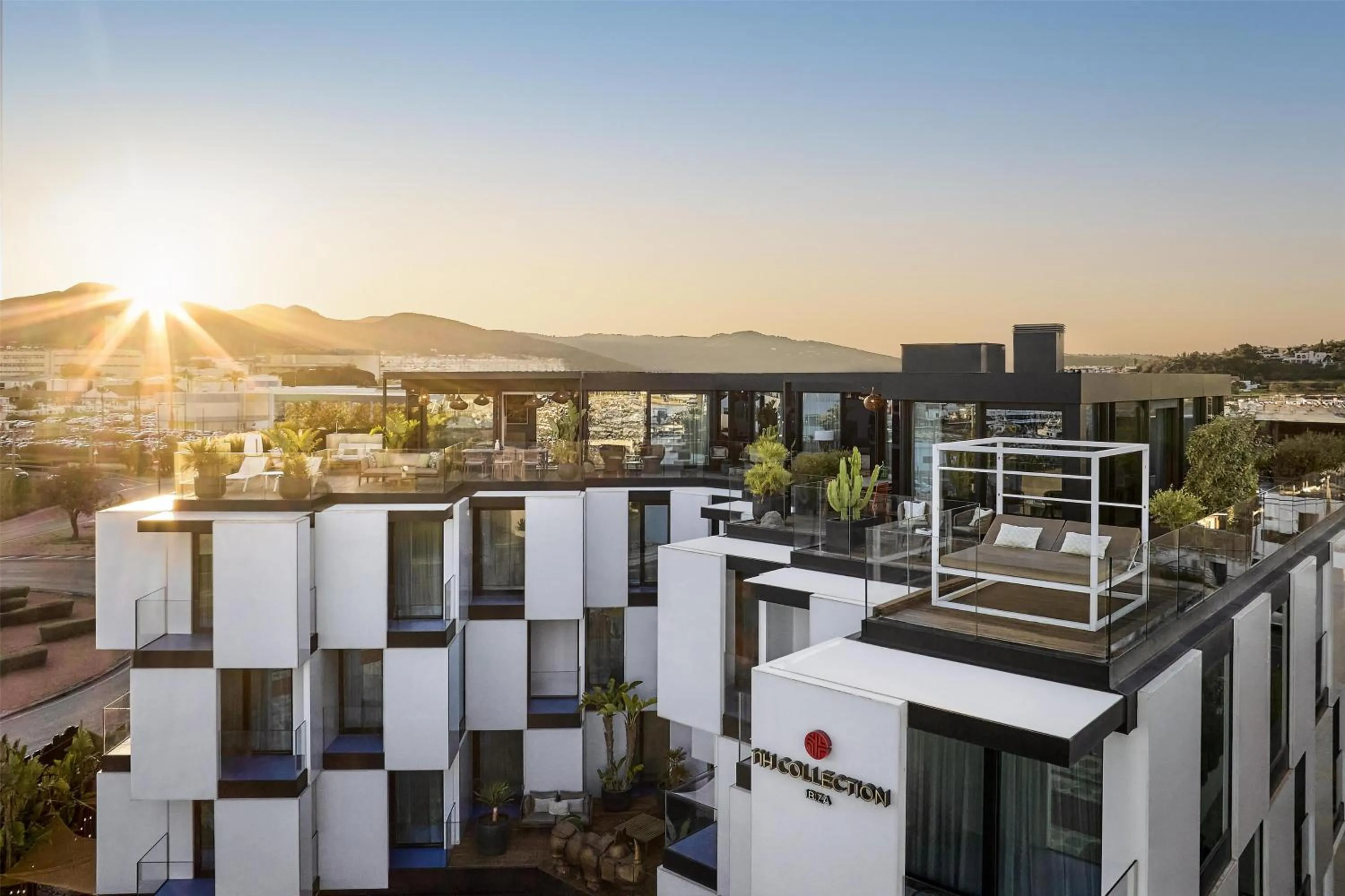 Photo of the whole room in NH Collection Ibiza