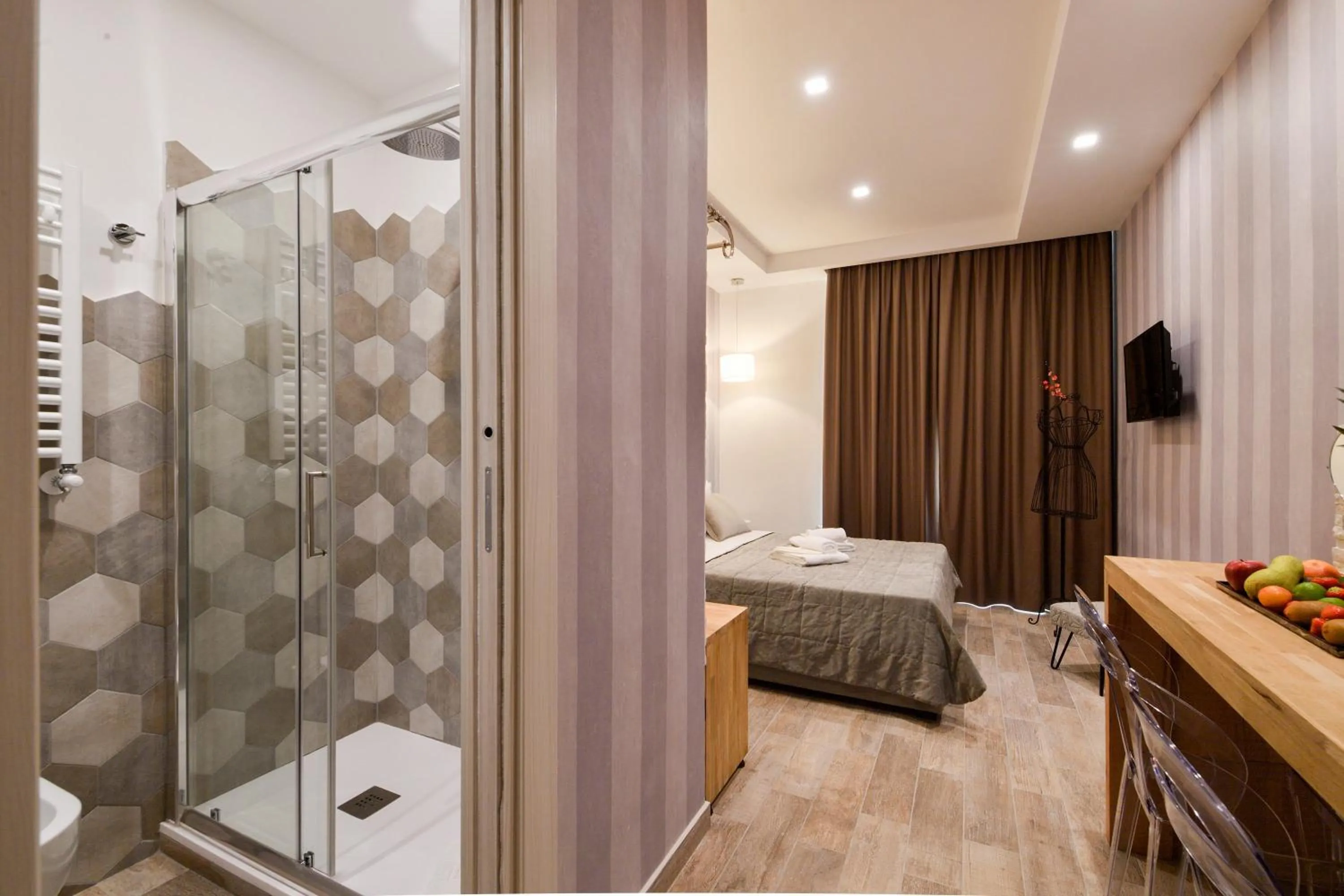 Bathroom, Bed in Relais Barberini