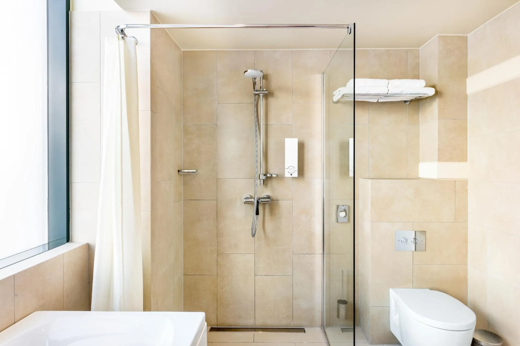 Shower in Hotel Tartu