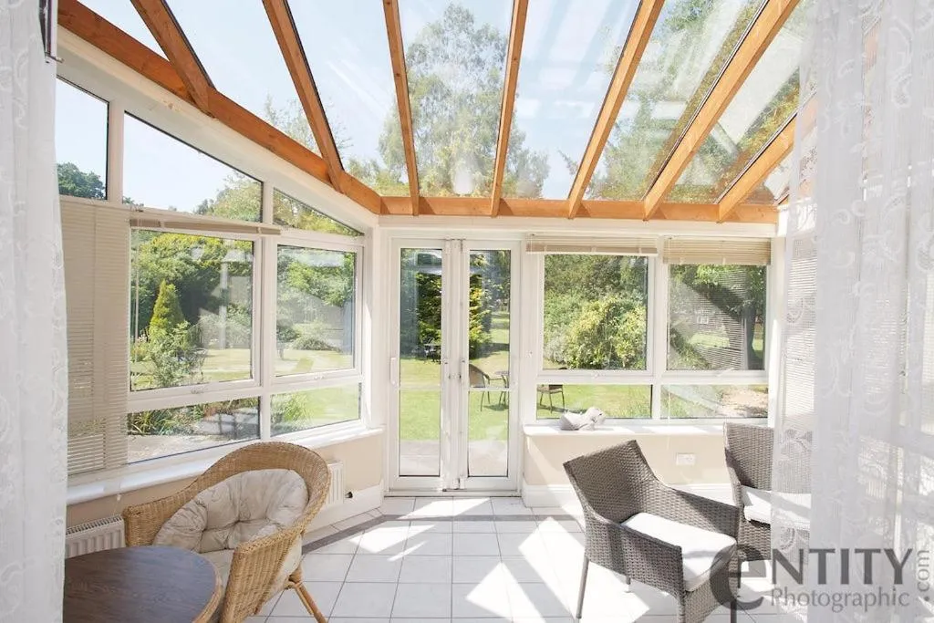 Photo of the whole room in Woodlands Lodge Hotel