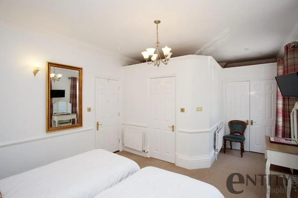 Bed in Woodlands Lodge Hotel