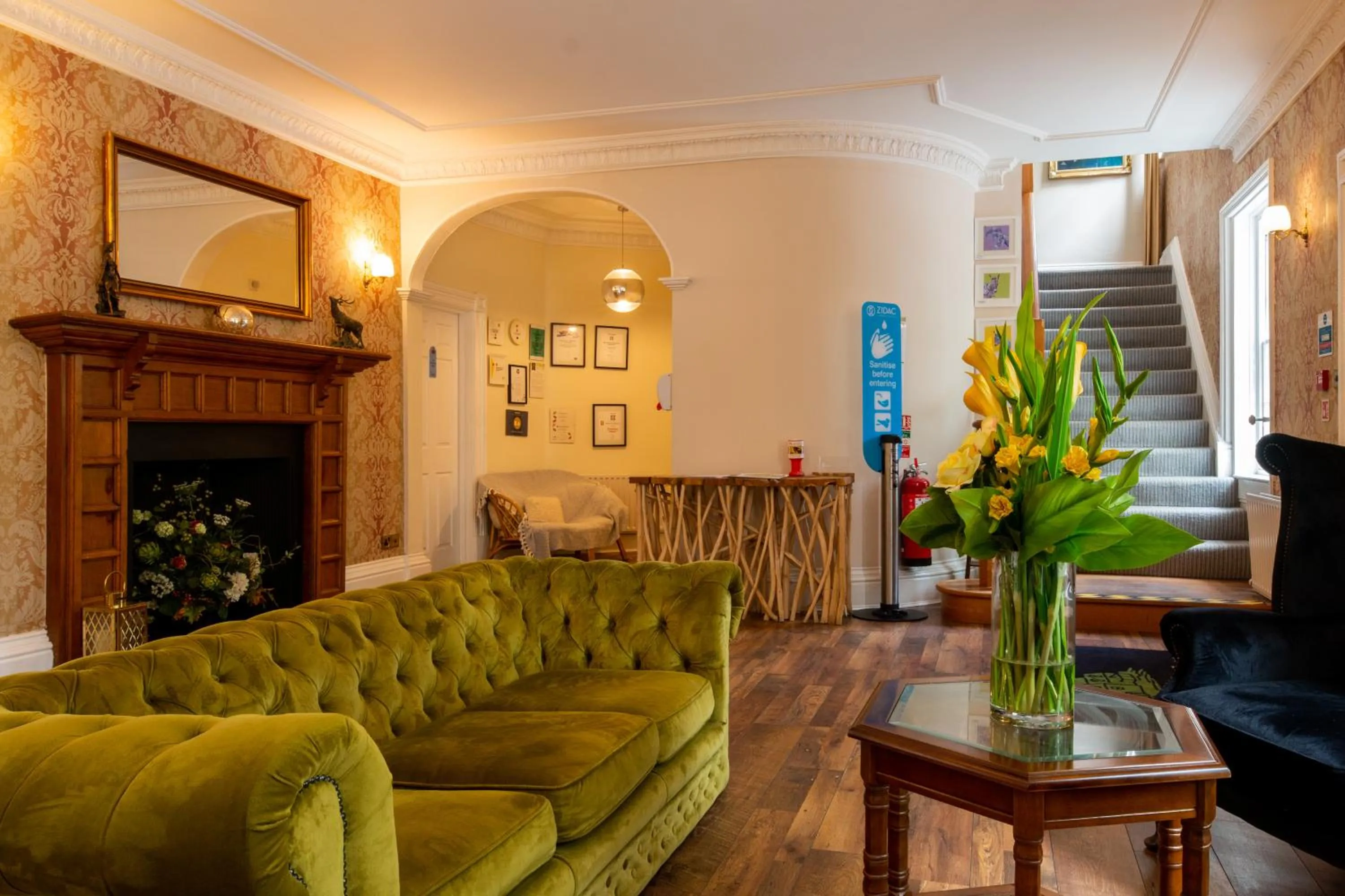 Woodlands Lodge Hotel