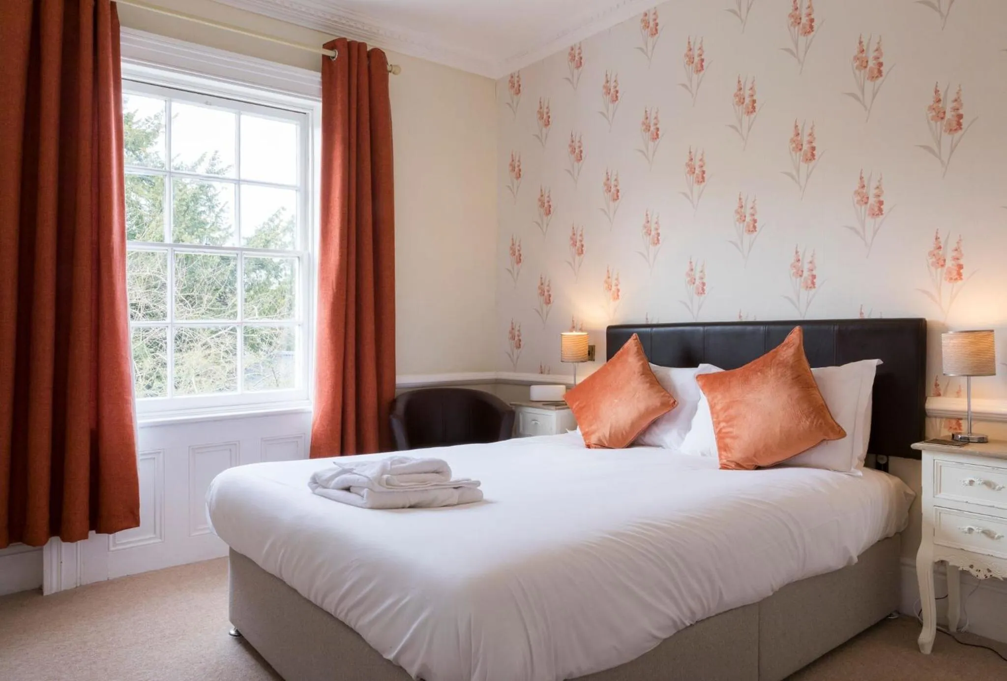 Bed in Woodlands Lodge Hotel