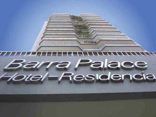 Apartamento na Praia da Barra