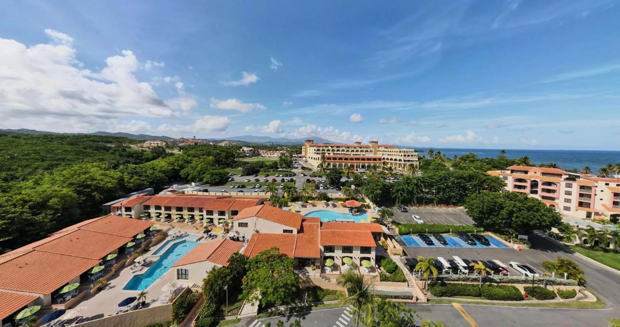 Property building in Park Royal Homestay Club Cala Puerto Rico