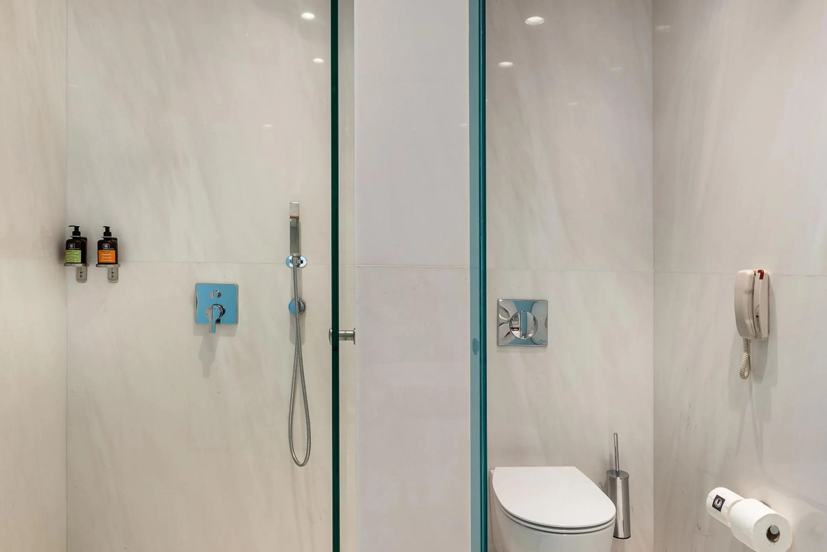 Bathroom in Avra Apartments Venetian Harbour