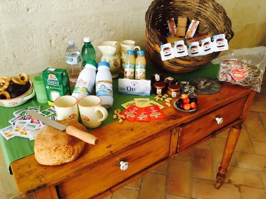 Breakfast in Giardini 82 B&B