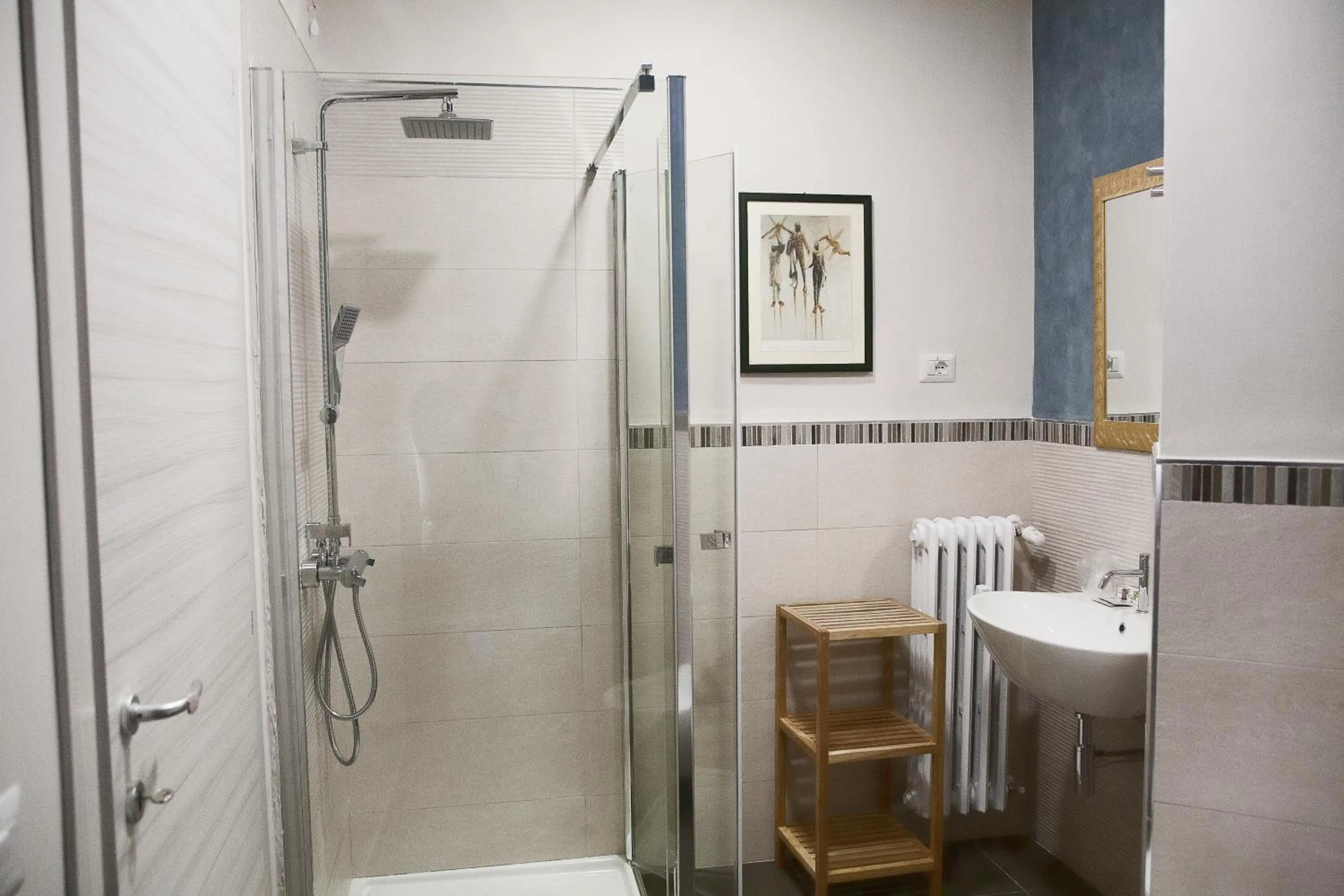 Bathroom in Regina ELENA