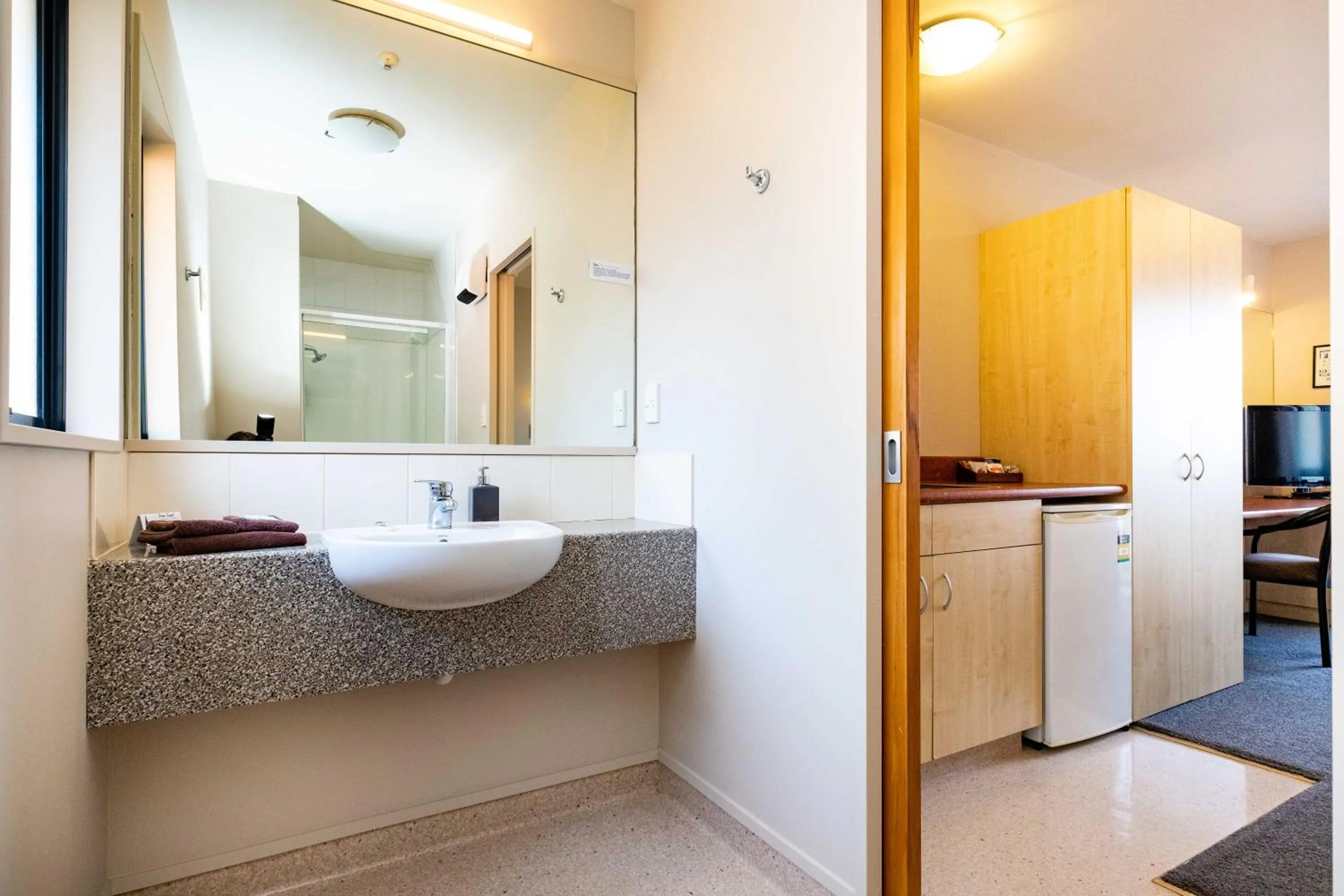 Bathroom in Bella Vista Motel Napier