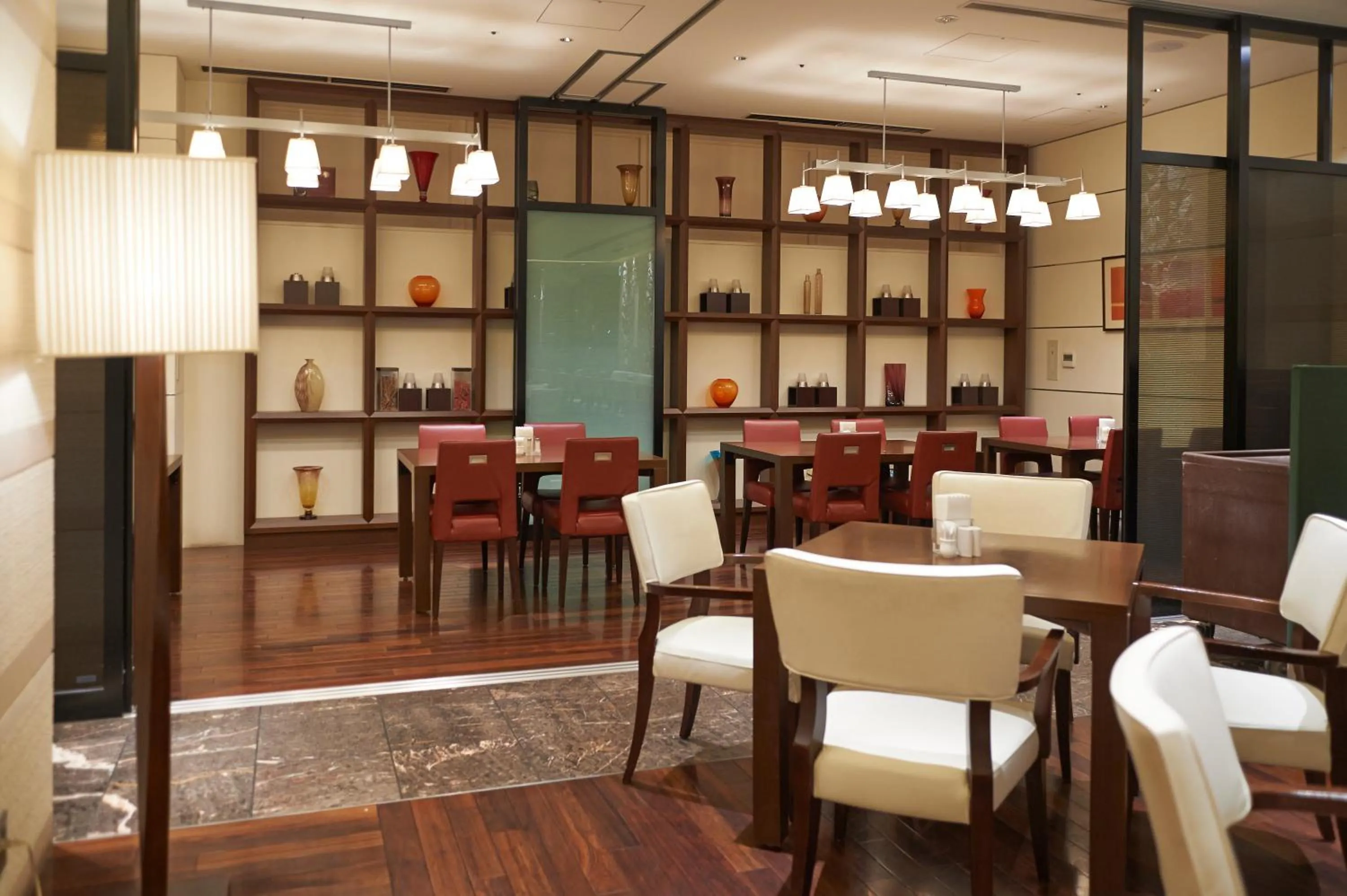 Restaurant/places to eat in Hotel Sunroute Plaza Shinjuku