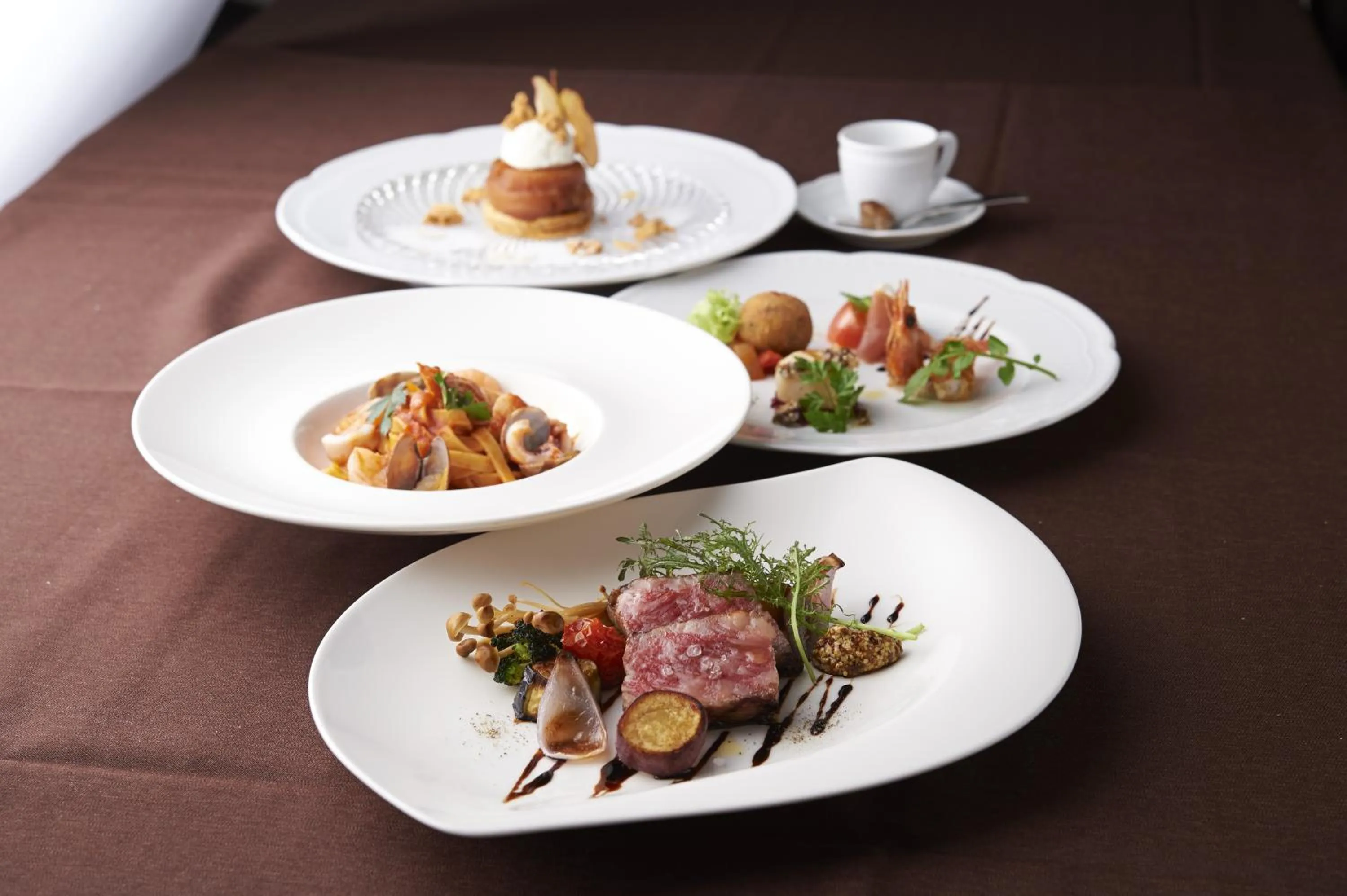 Food in Hotel Sunroute Plaza Shinjuku