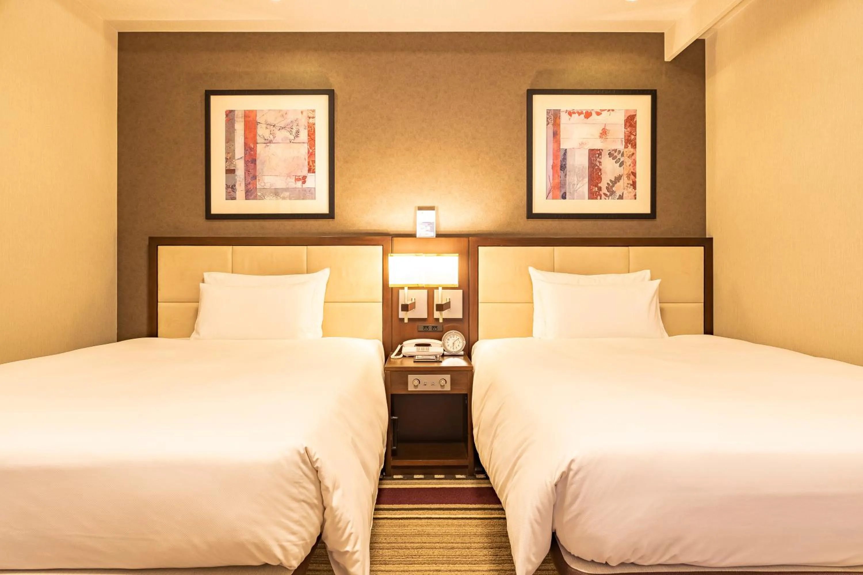 Bed in Hotel Sunroute Plaza Shinjuku