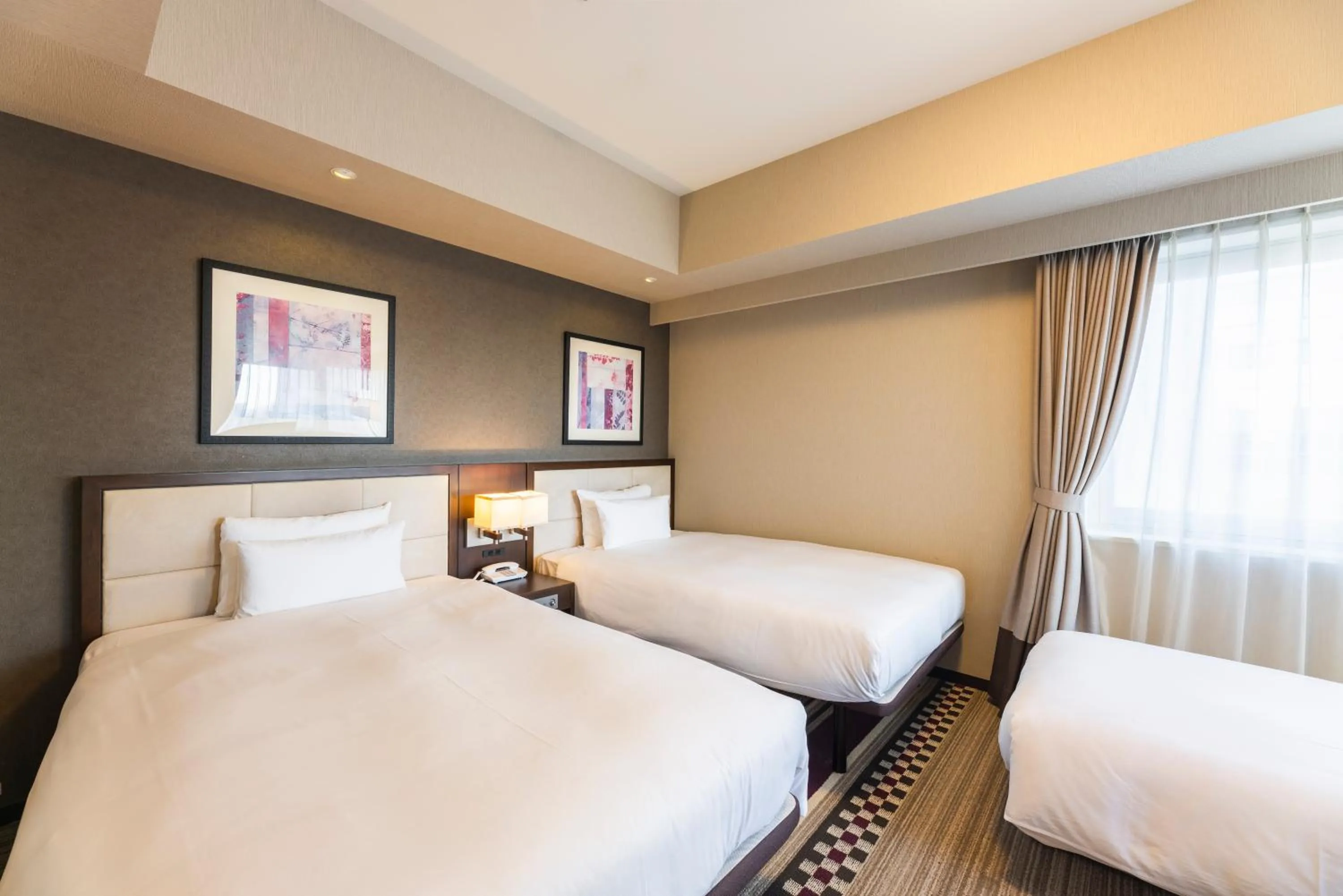 Bed in Hotel Sunroute Plaza Shinjuku