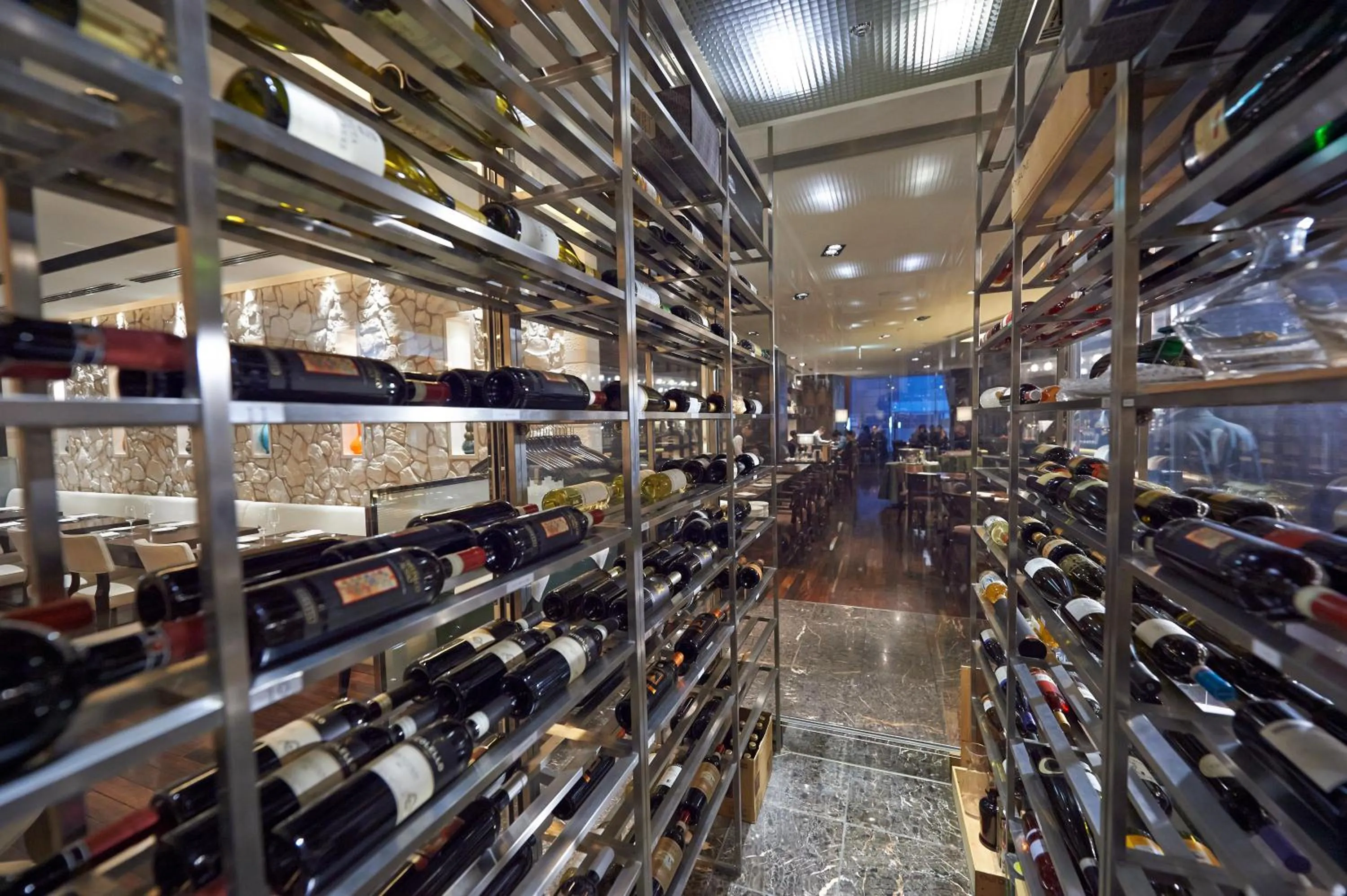 Restaurant/places to eat in Hotel Sunroute Plaza Shinjuku