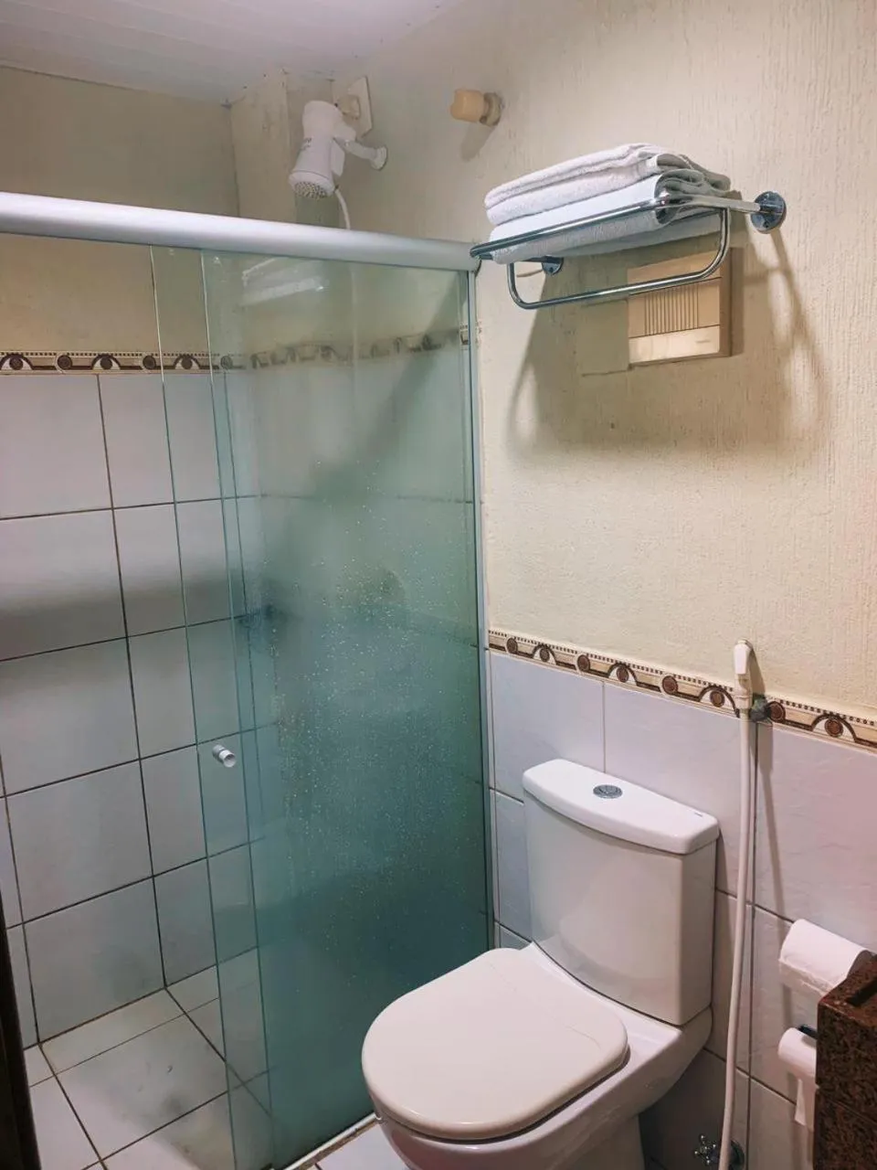 CONDOMÍNIO VILA DO MAR aptos 201C e 211B