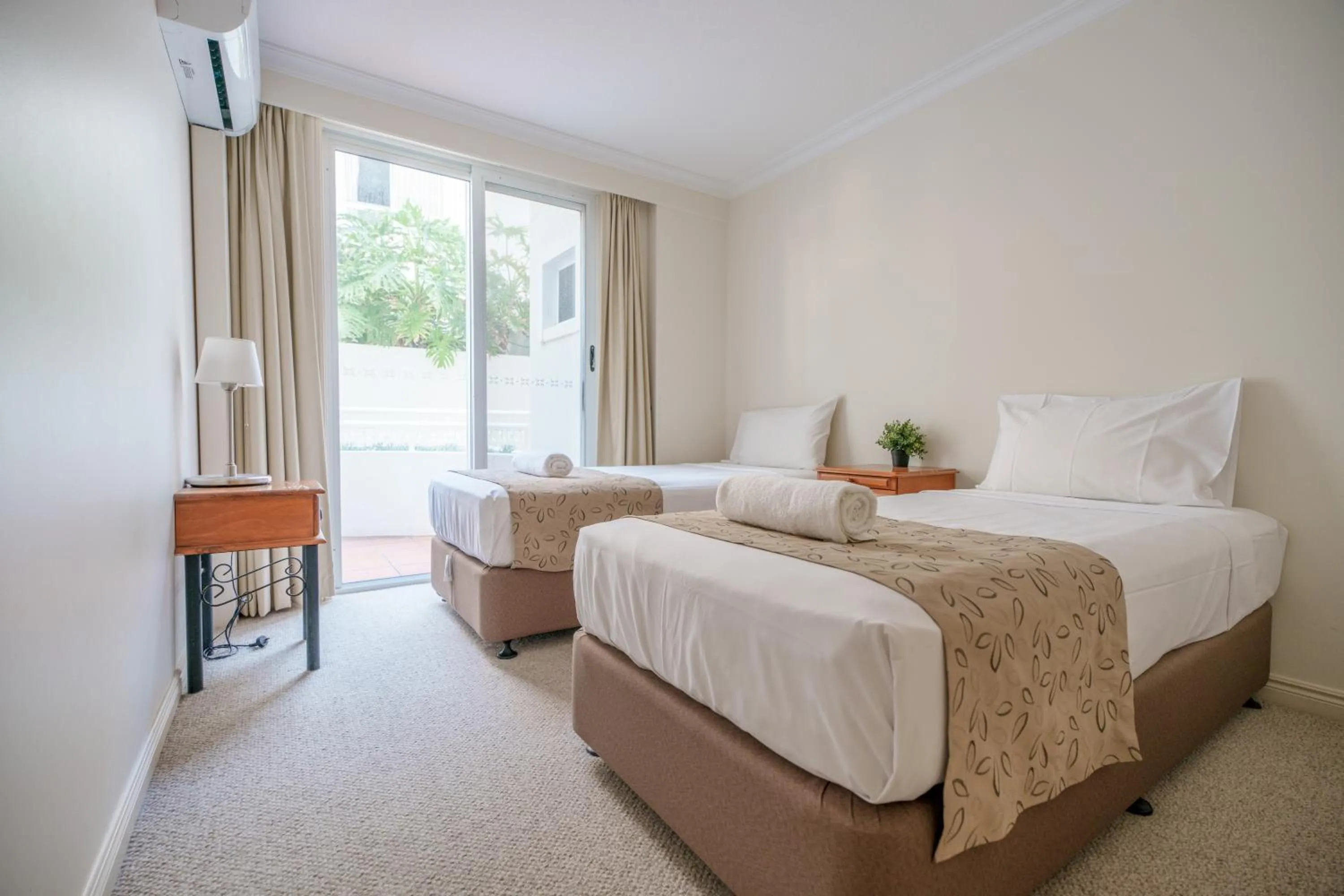 Bedroom, Bed in La Grande Apartments