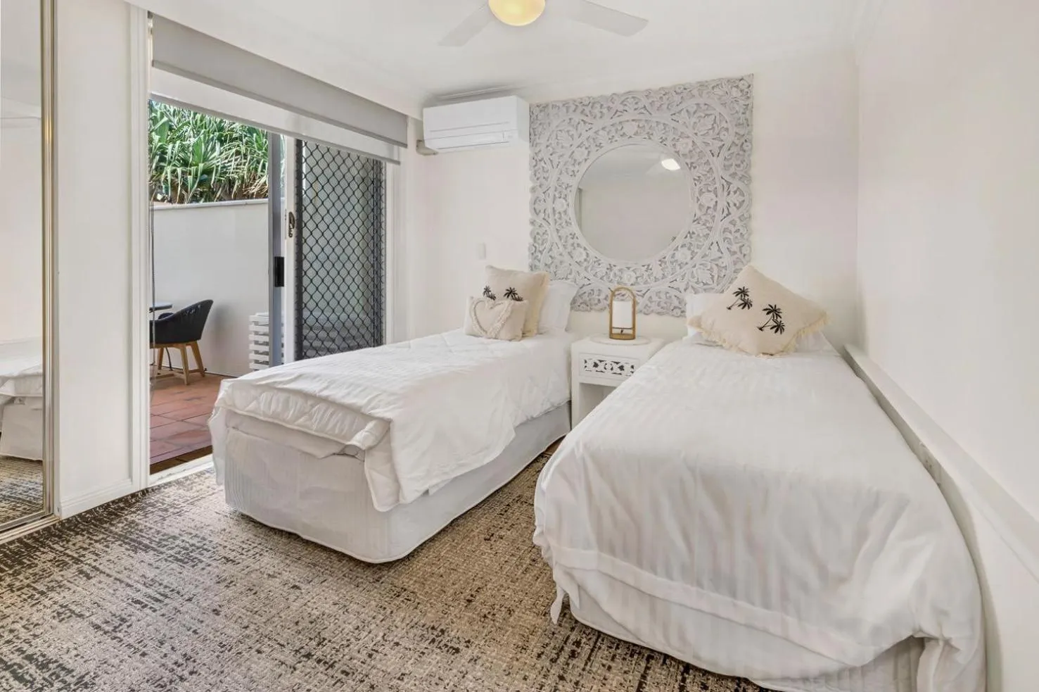 Bedroom, Bed in La Grande Apartments