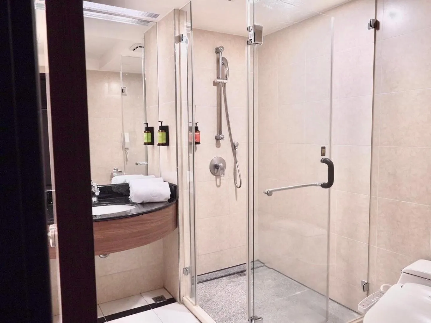 Bathroom in Fullon Poshtel Jhongli