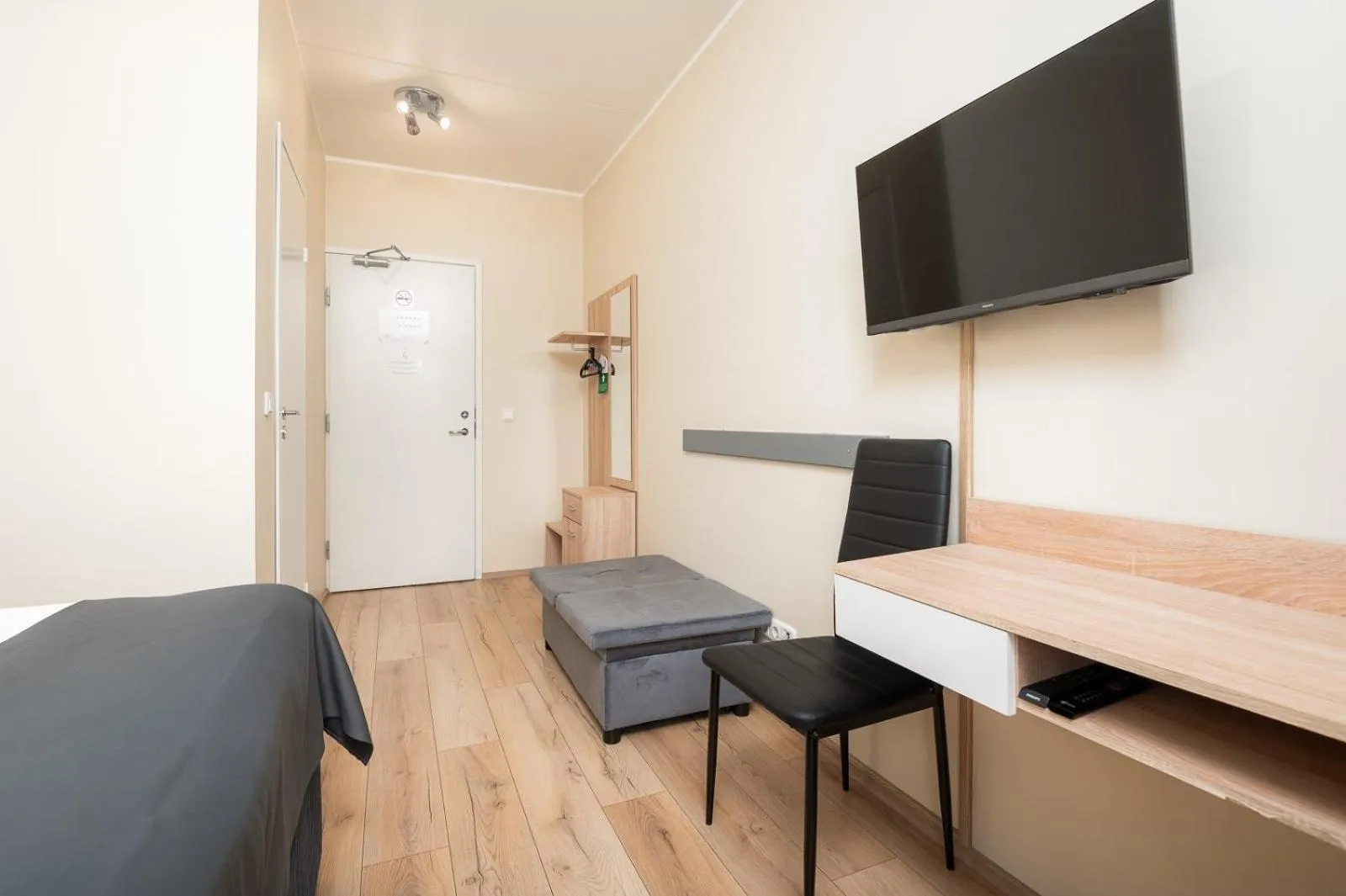 Photo of the whole room in Hotel Tammsaare Full Automated Hotel