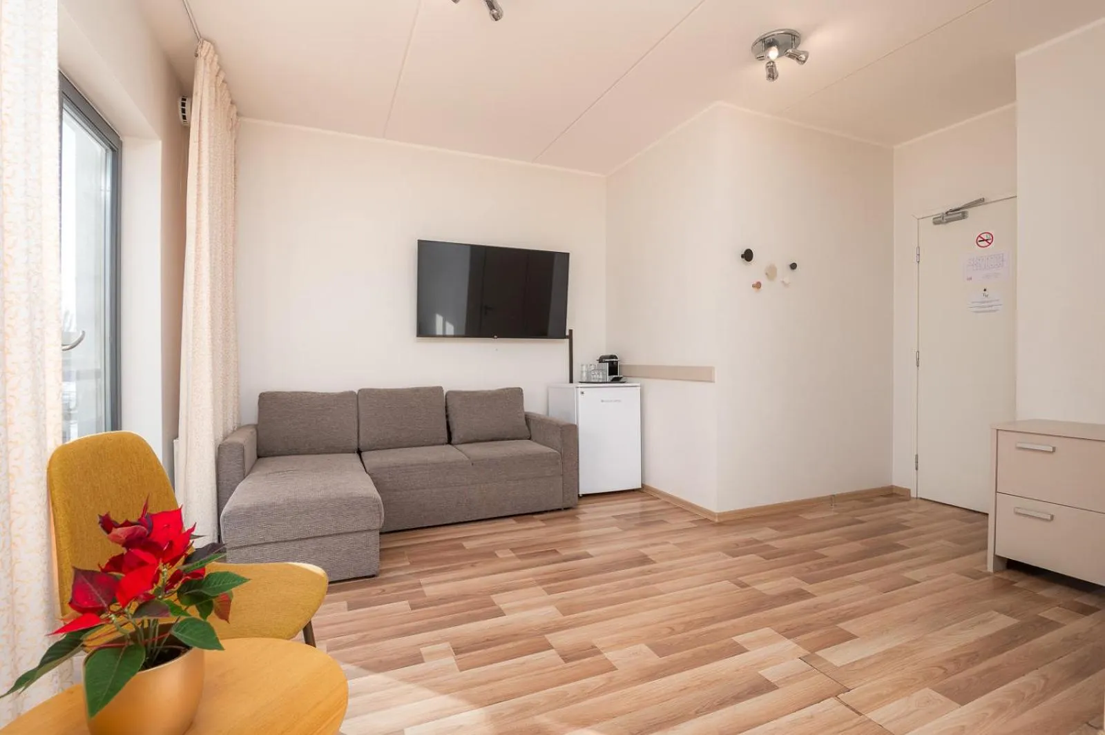 TV and multimedia in Hotel Tammsaare Full Automated Hotel