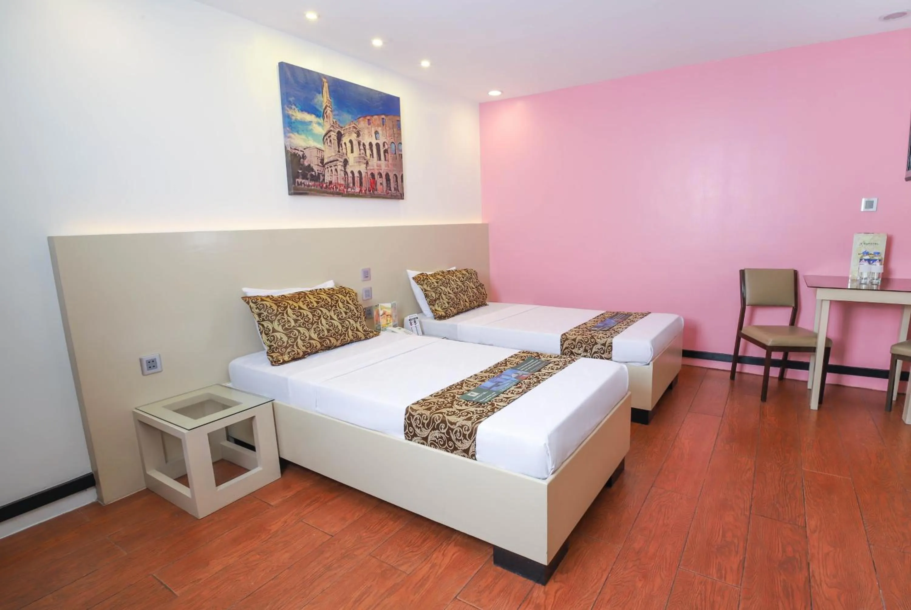 Bed in Eurotel Pedro Gil