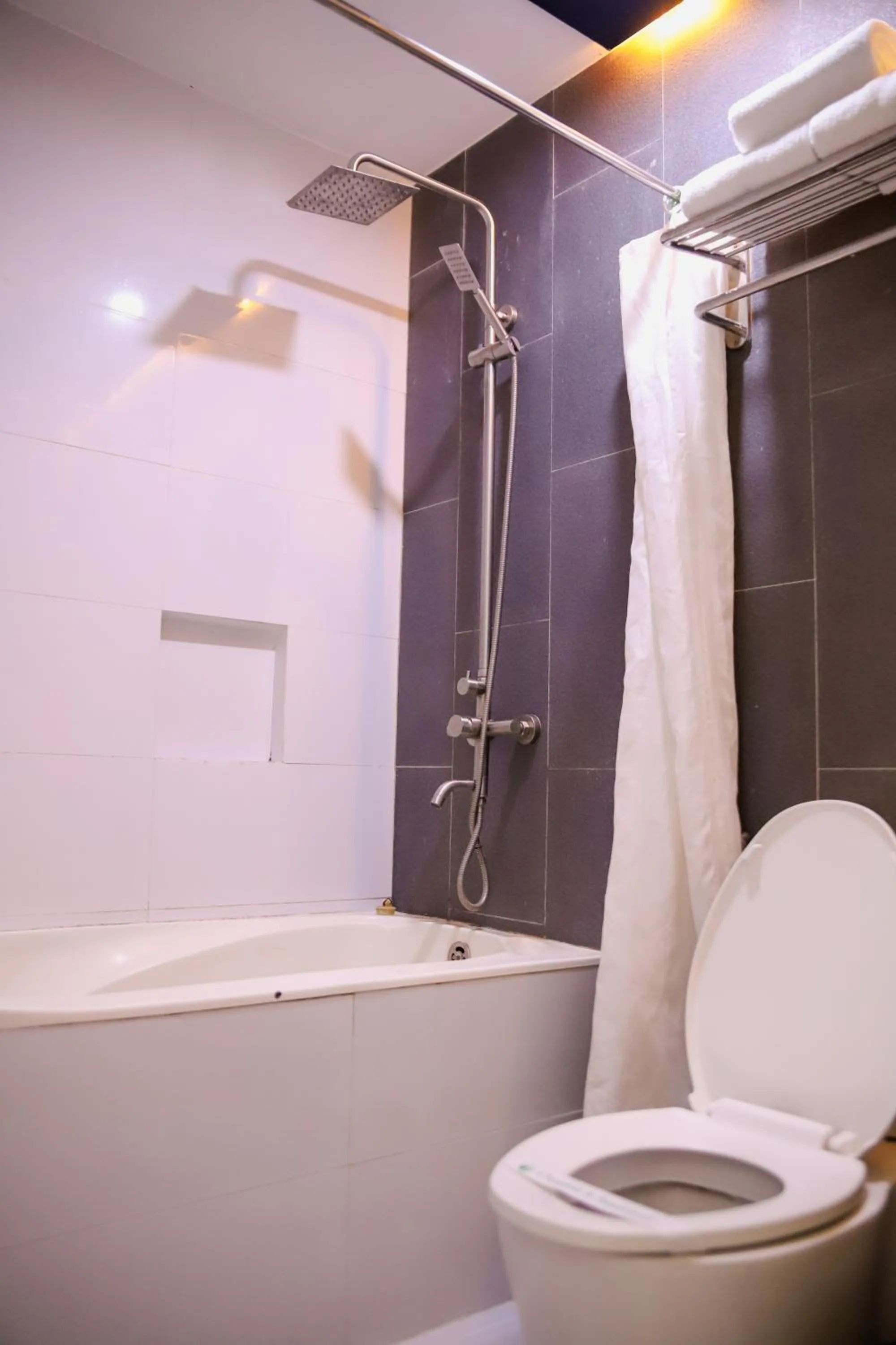 Bathroom in Eurotel Pedro Gil