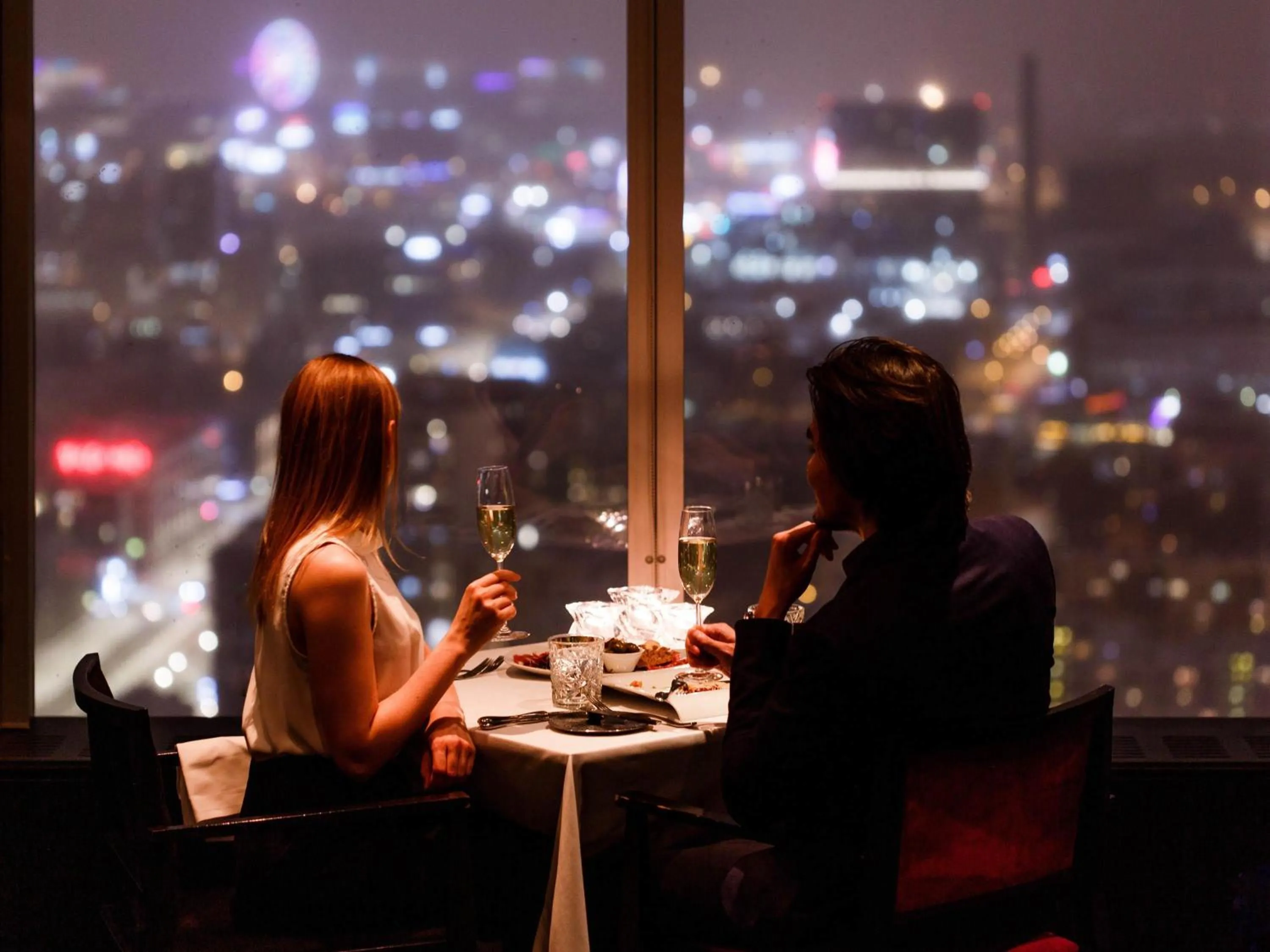 Restaurant/places to eat in Swissotel Tallinn