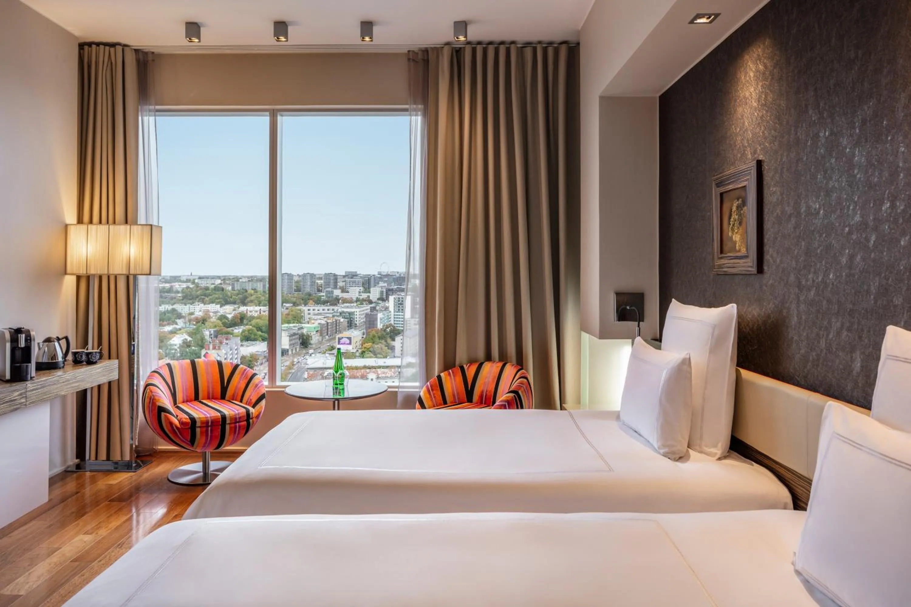 Photo of the whole room, Bed in Swissotel Tallinn