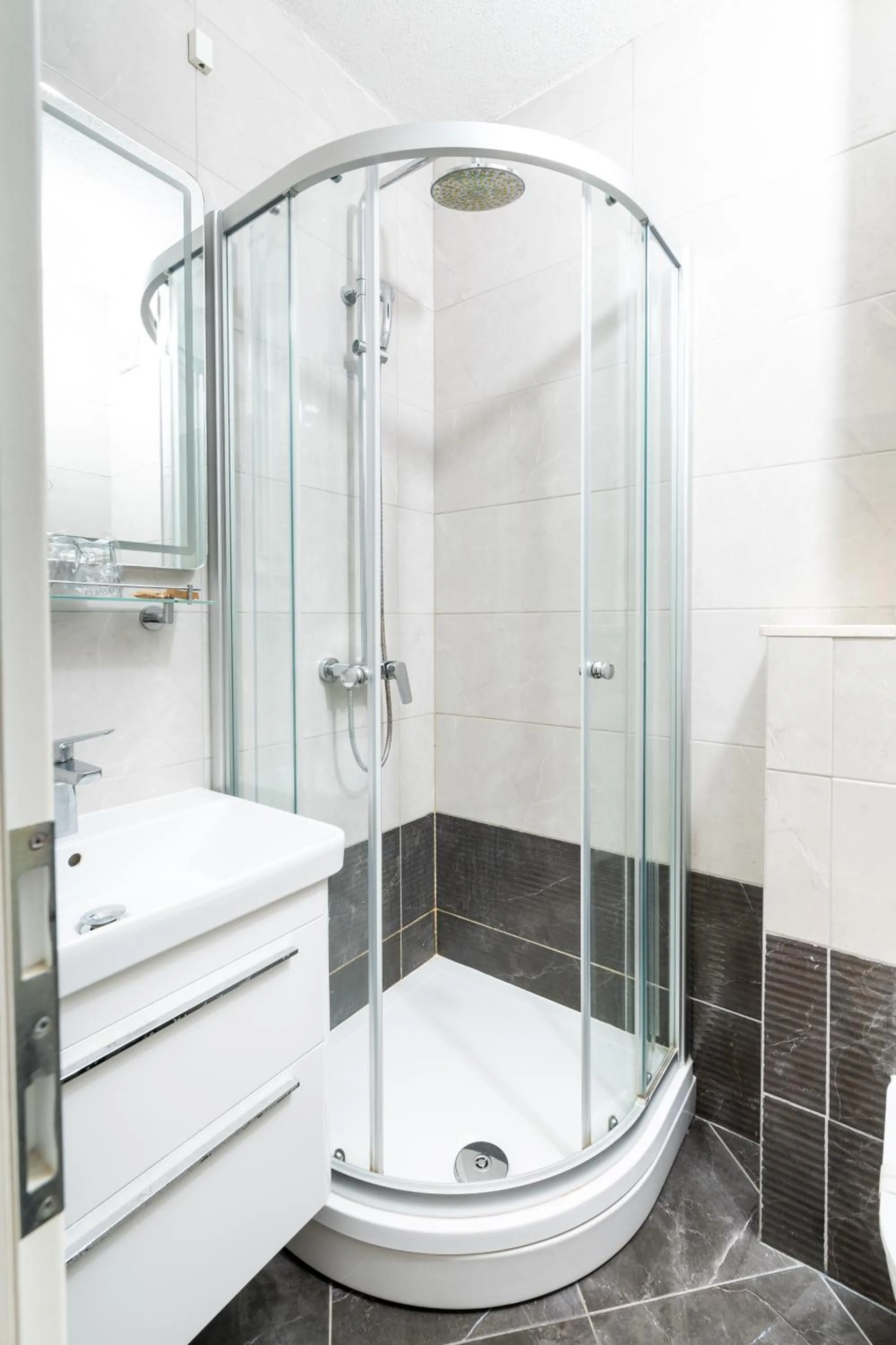 Bathroom in Hotel Timun