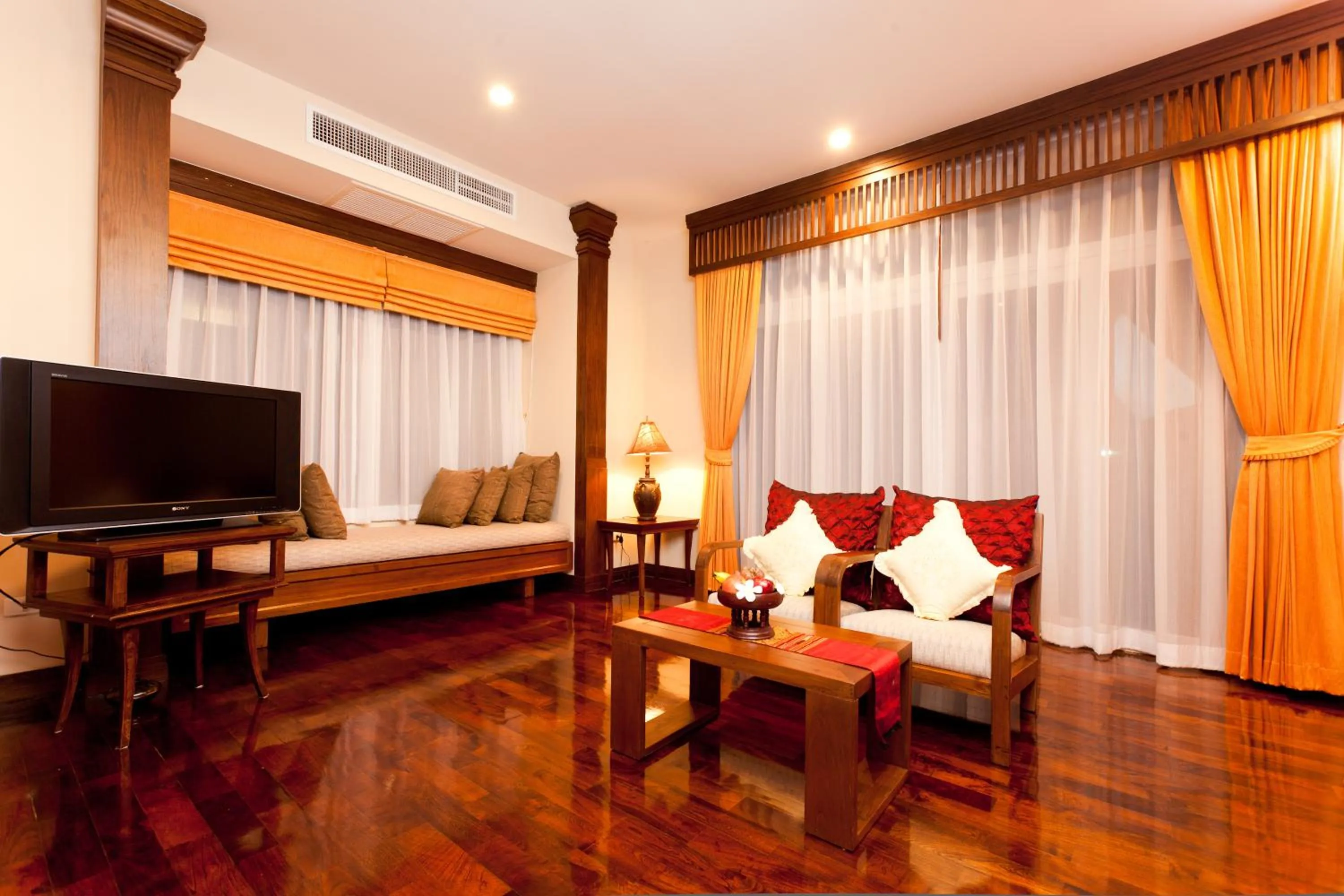 Communal lounge/ TV room in Sibsan Resort & Spa Maetaeng Chiang Mai
