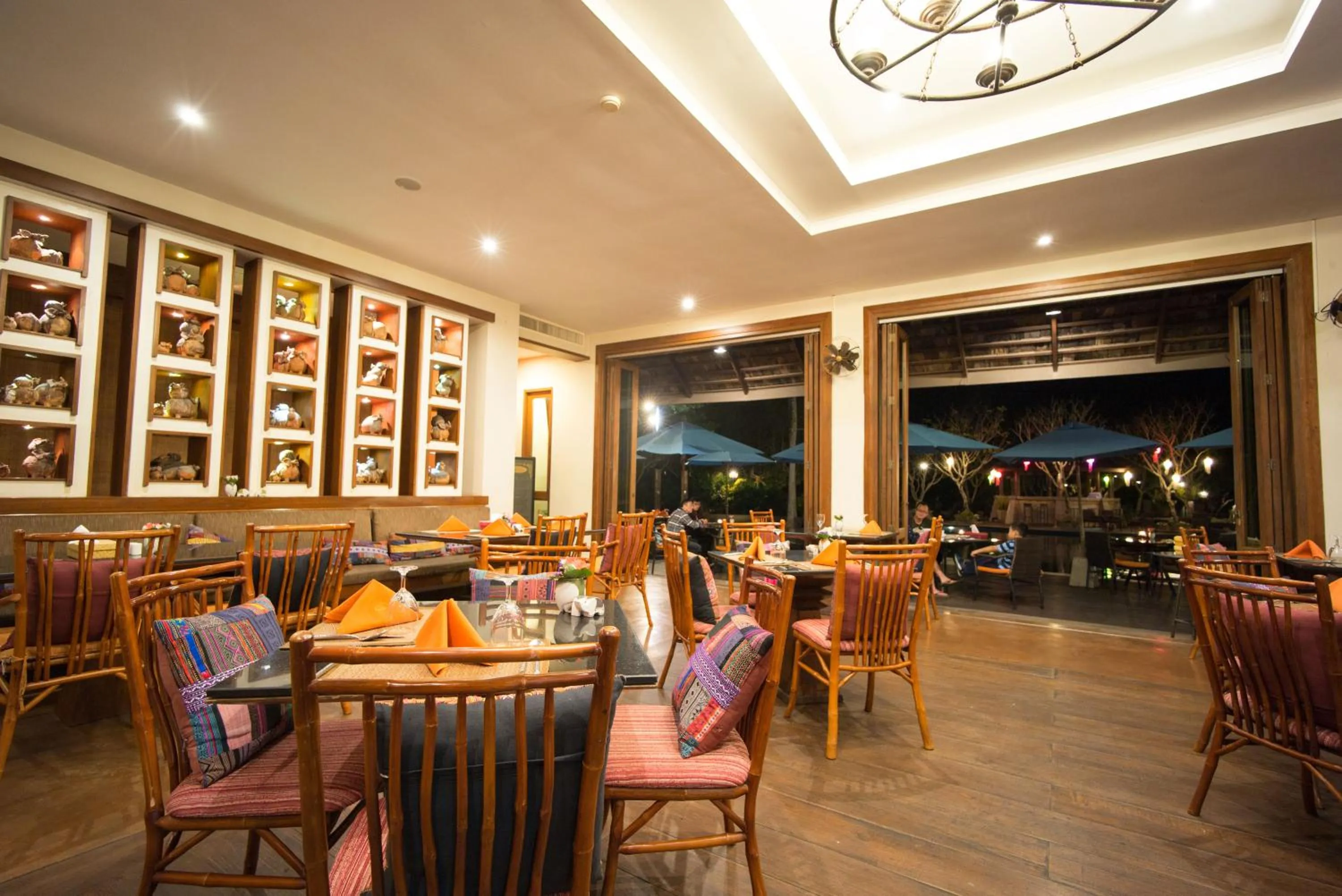 Dinner in Sibsan Resort & Spa Maetaeng Chiang Mai