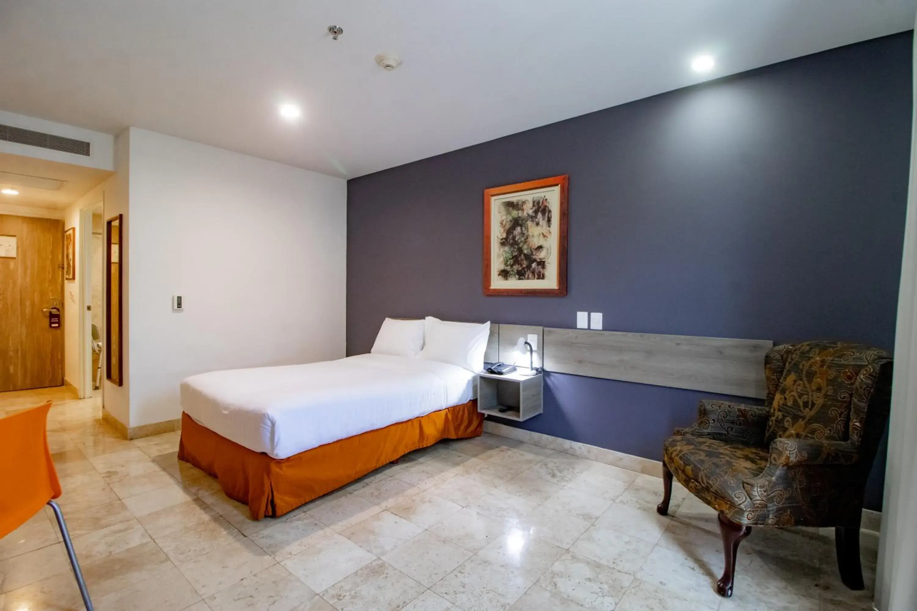Double Room - Disability Access in Memora Hotel & Villas Chapala Double Room - Disability Access in Memora Hotel & Villas Chapala